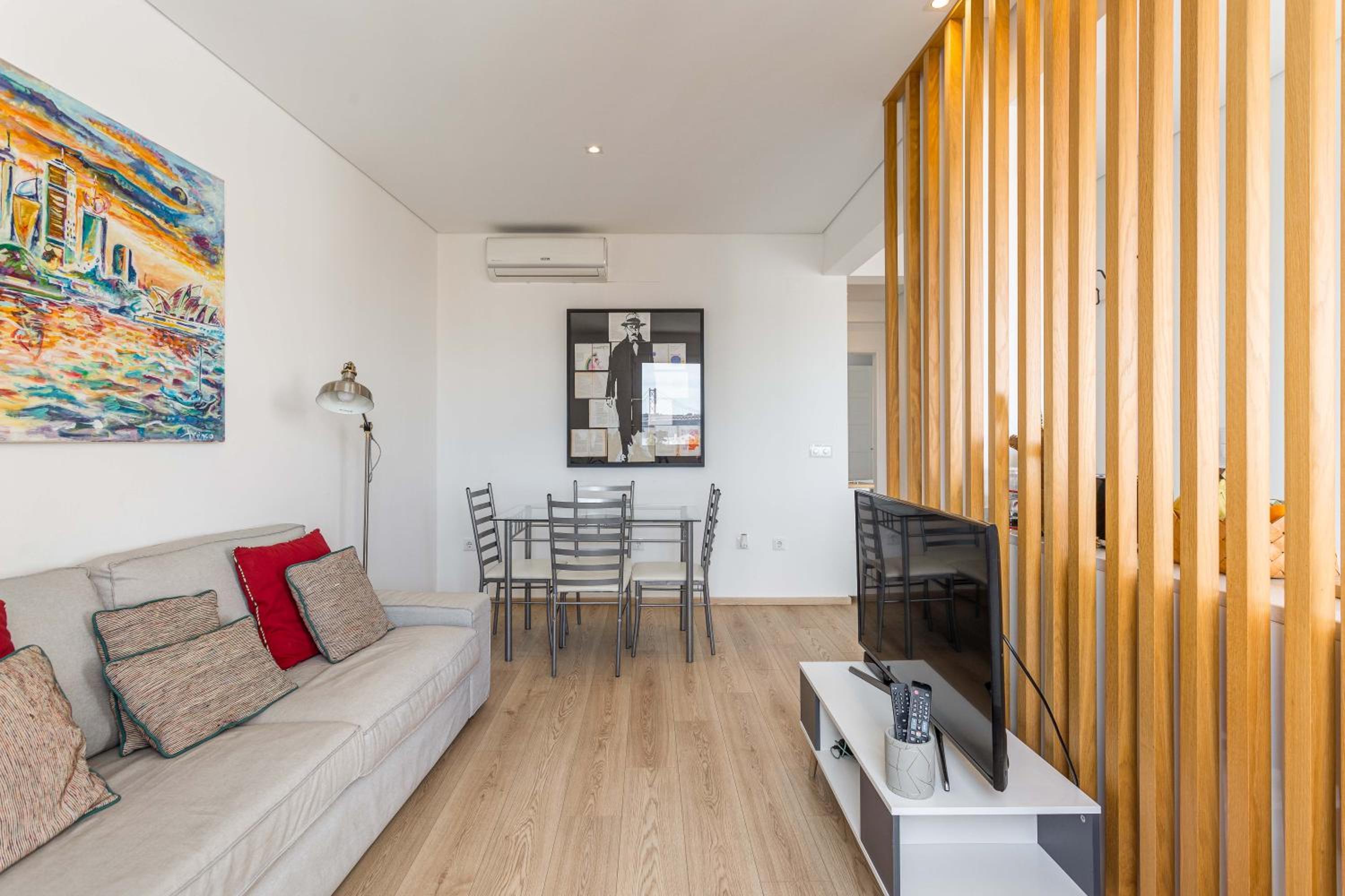 Tagus Bridge View 2BDR Apartment by LovelyStay view 5