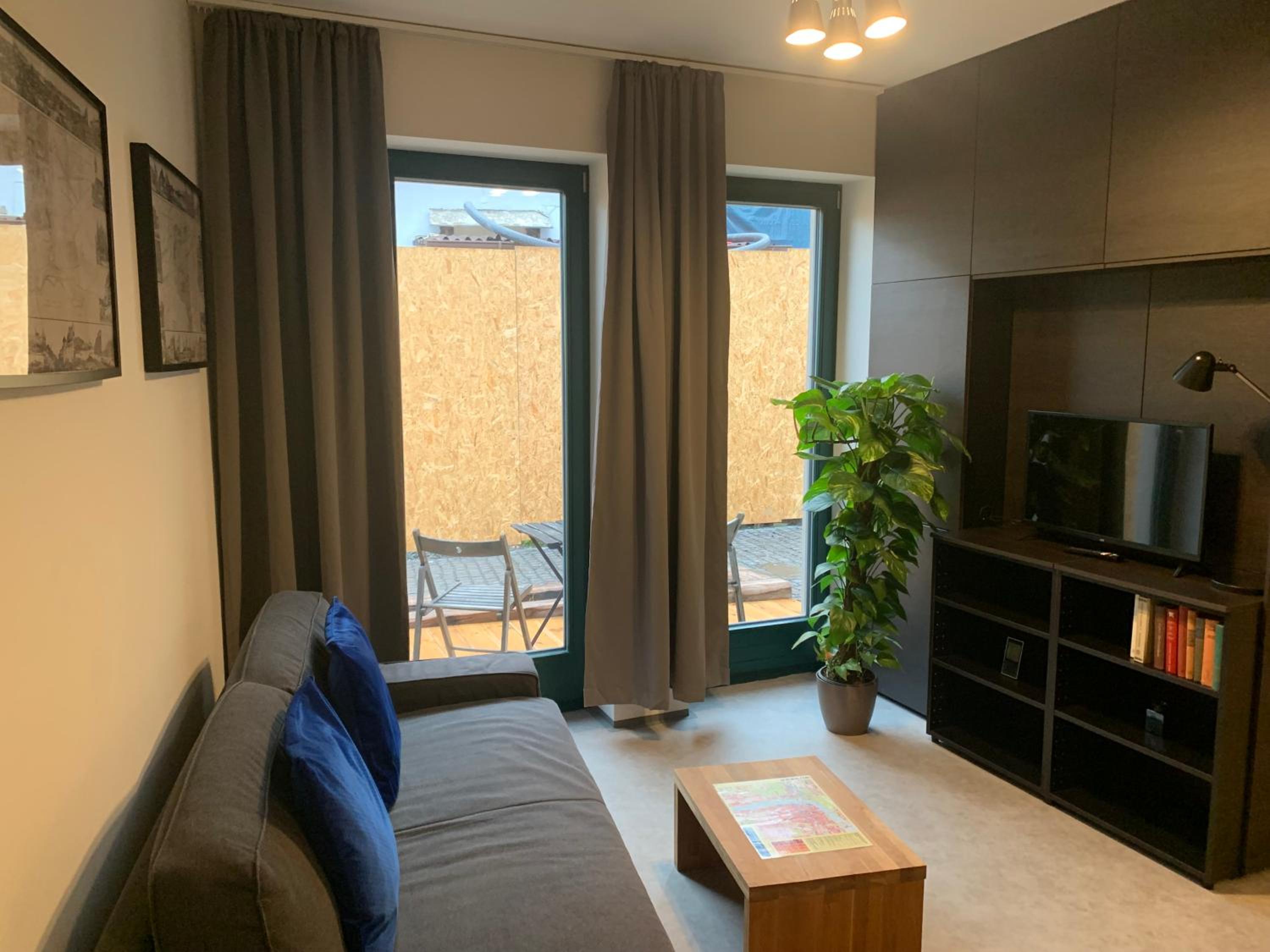 Cozy friendly place with free parking