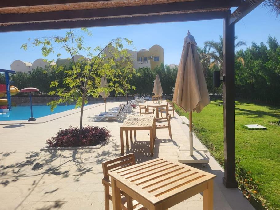 Makadi heights luxury complex