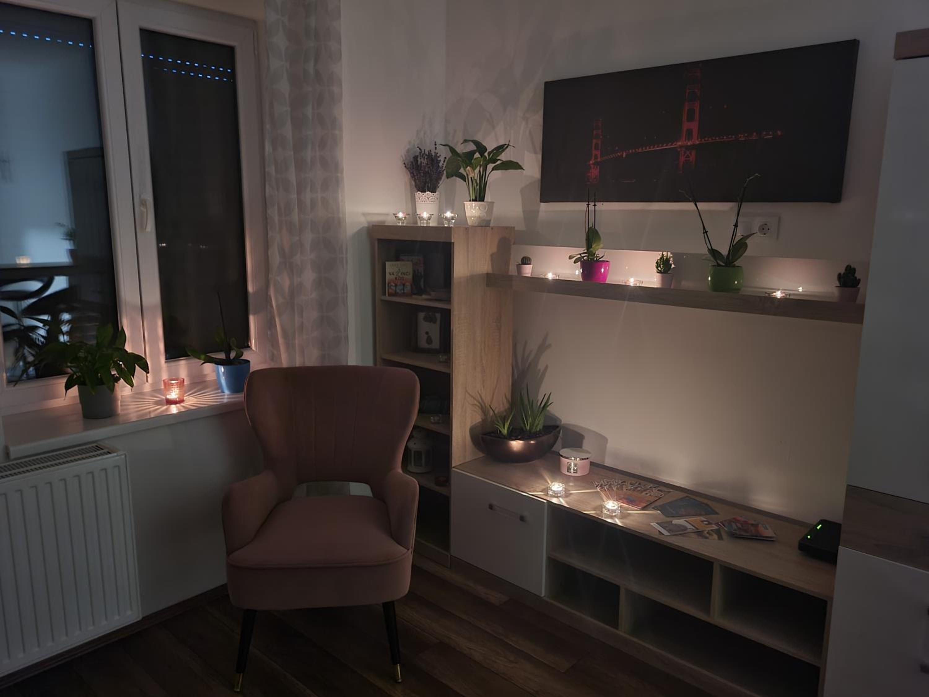 Rosé Apartment