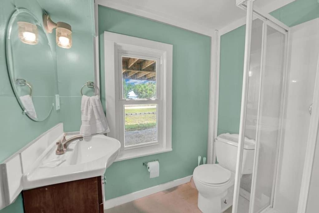 Pet-Friendly Bay View Home w/ Screened Pool Near Lighthouse view 4