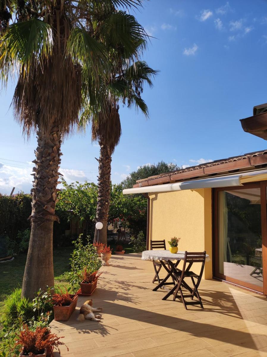 Casa Vacanze La Cuntintizza view 4