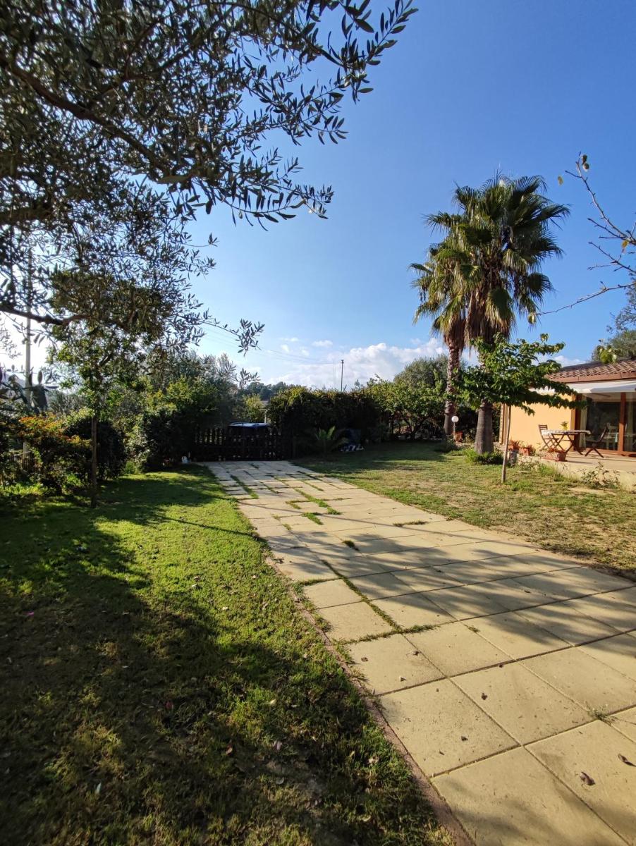 Casa Vacanze La Cuntintizza view 3