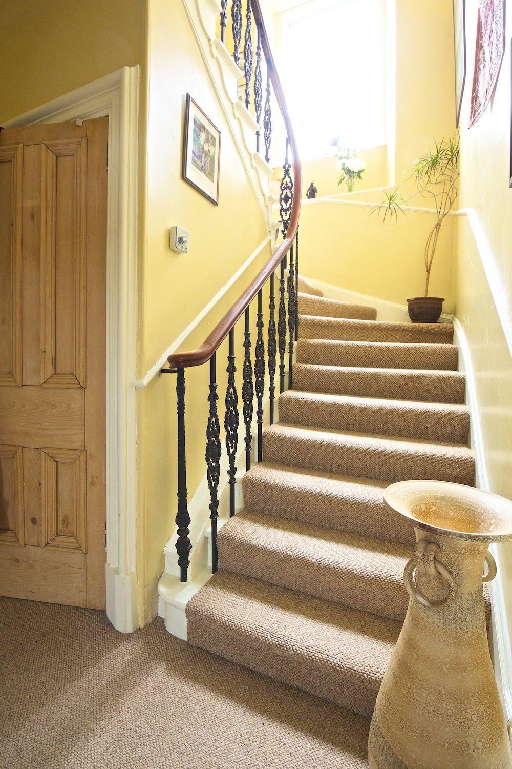 Dupplin152 bed and breakfast