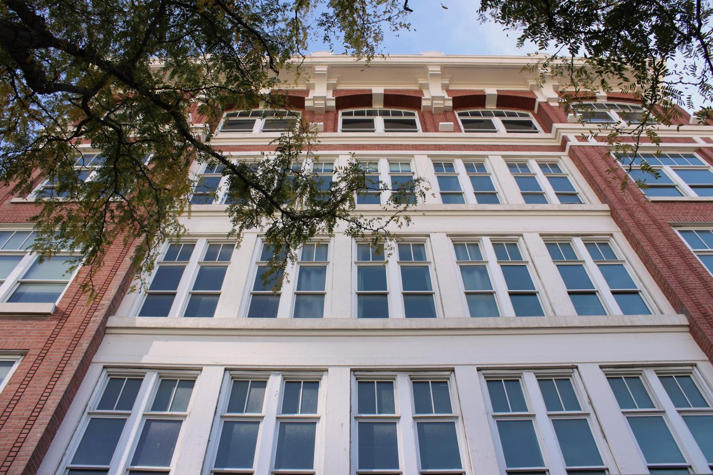 NEW! Lavish Studio Loft in Central Downtown SLC view 5