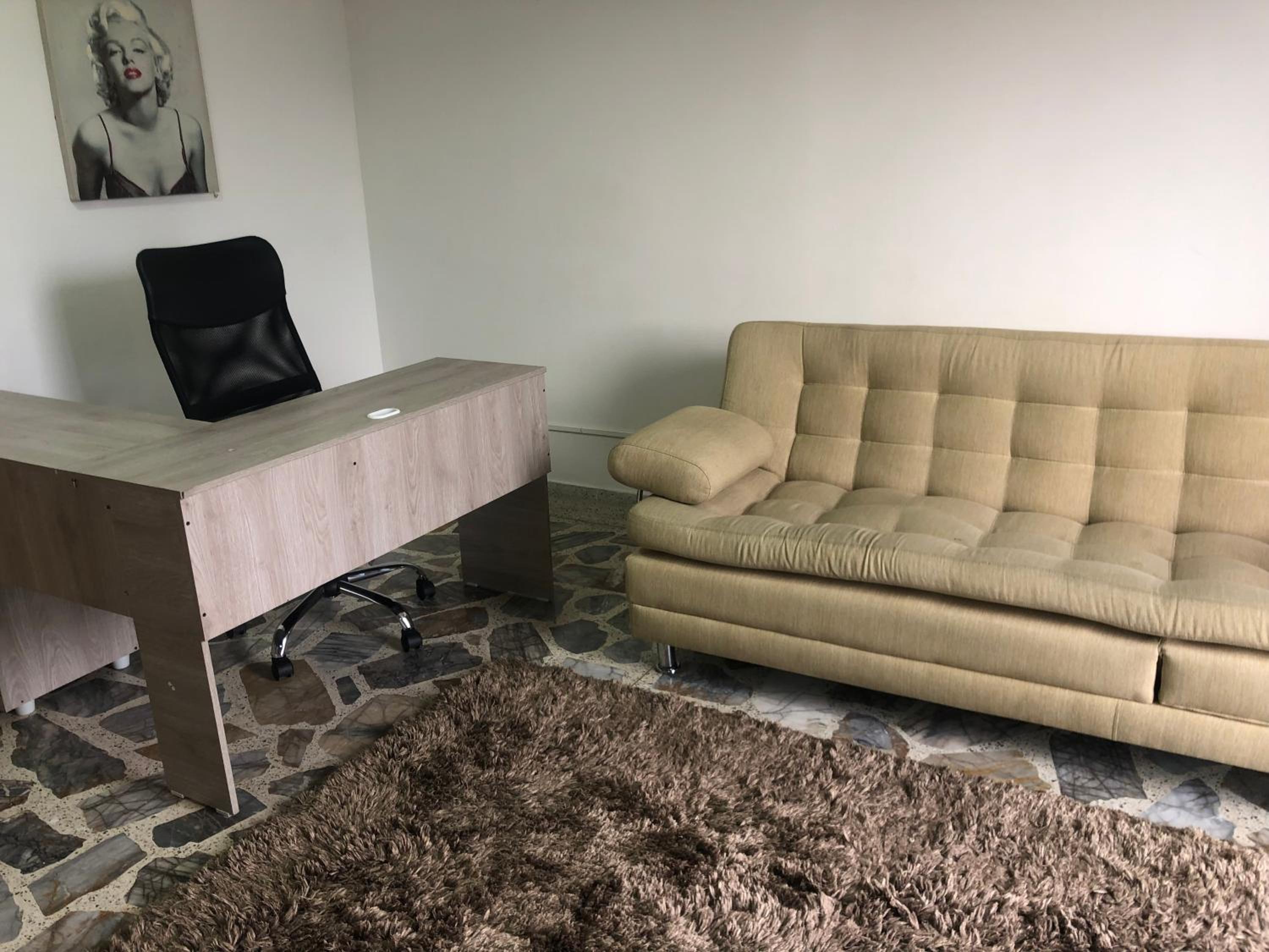 Apartamento cómodo en laureles, grande , céntrico , bien ubicado Apto303