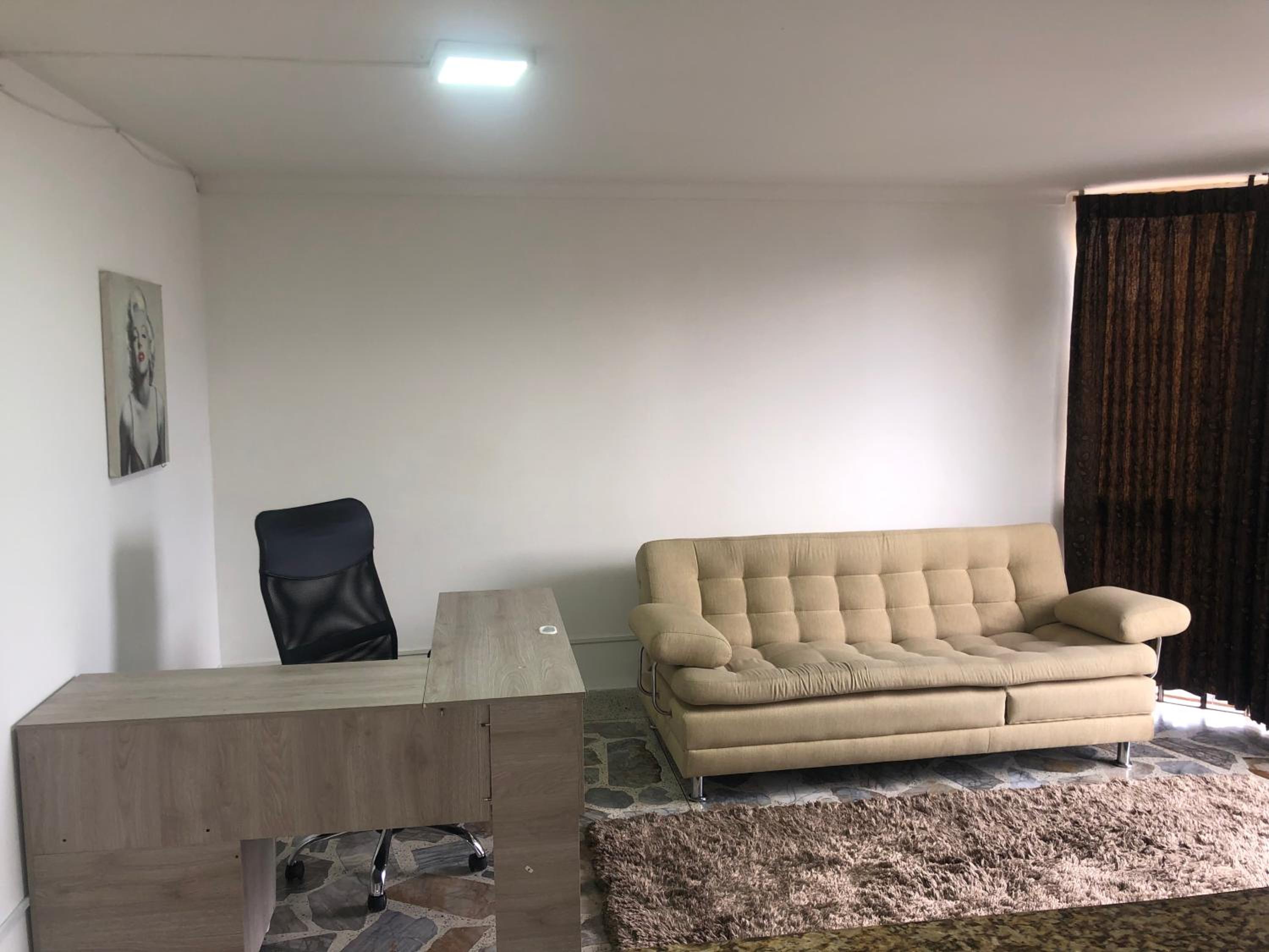 Apartamento cómodo en laureles, grande , céntrico , bien ubicado Apto303
