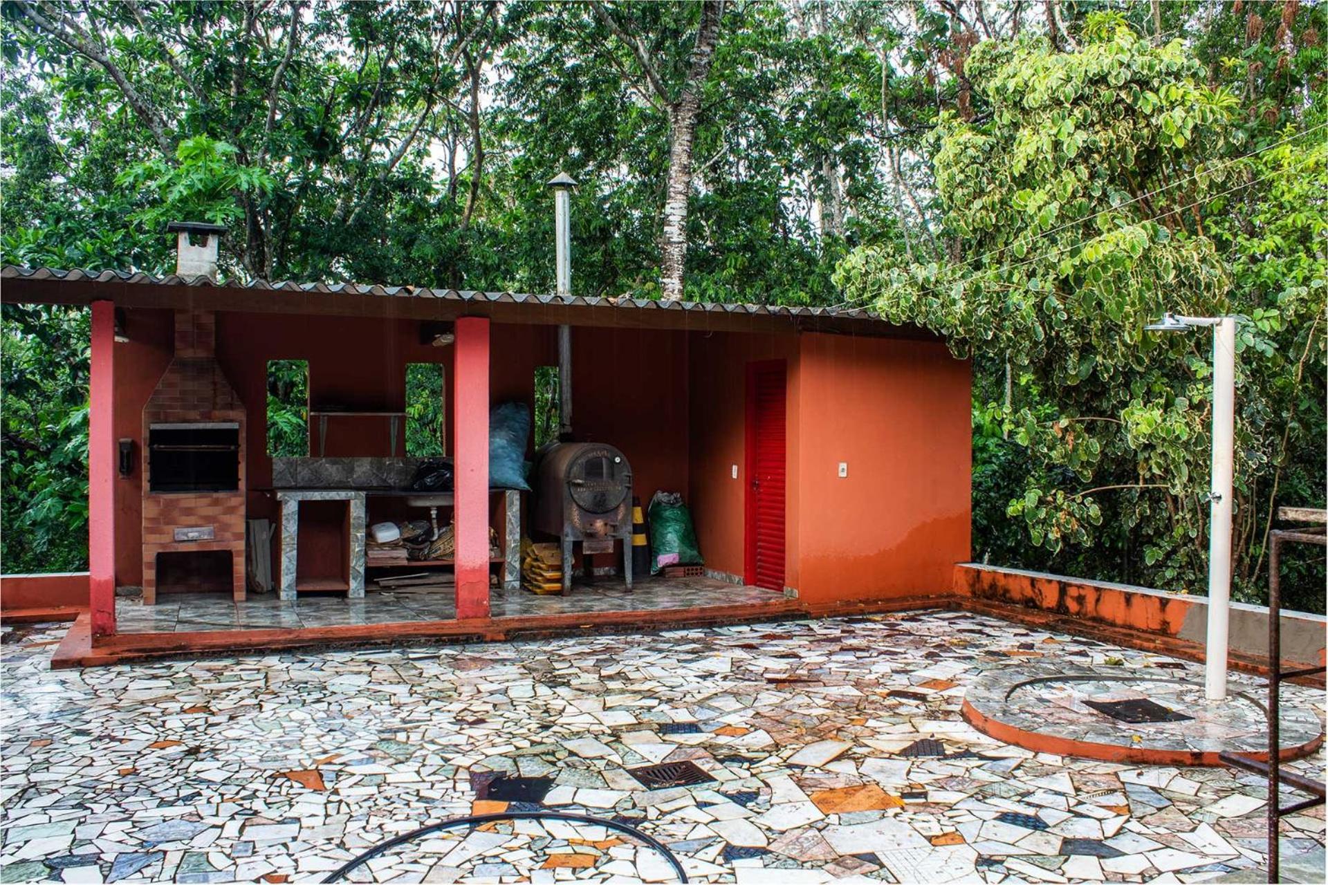 Otima casa de campo com churrasq em Acorizal MT