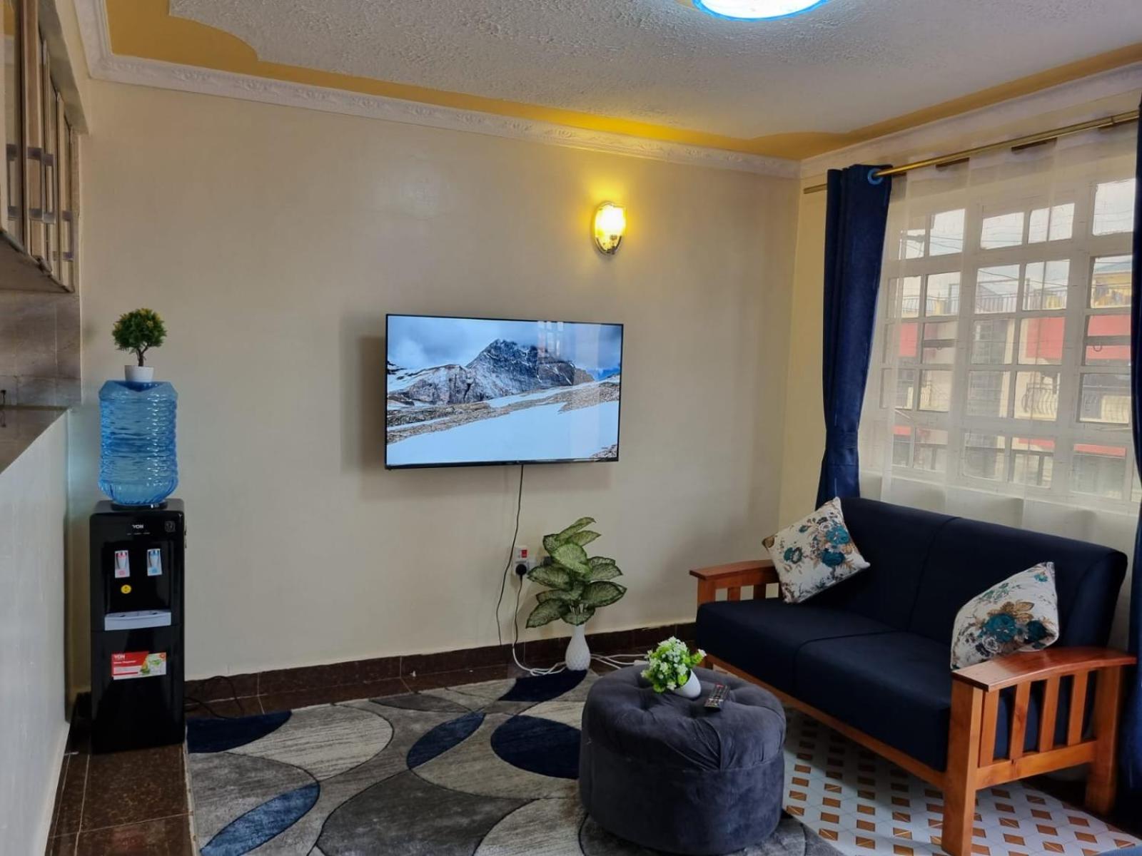 Lovely 1 bedroom with free speedy wifi view 2