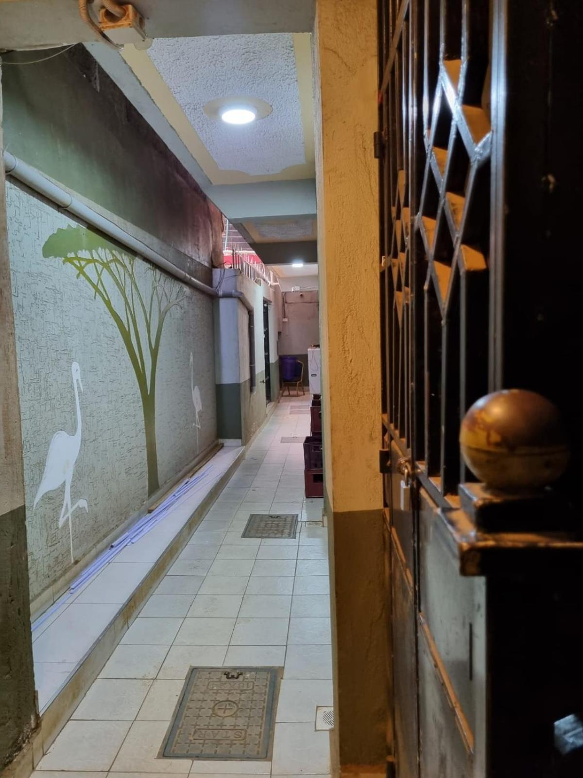 Lovely 1 bedroom with free speedy wifi view 3