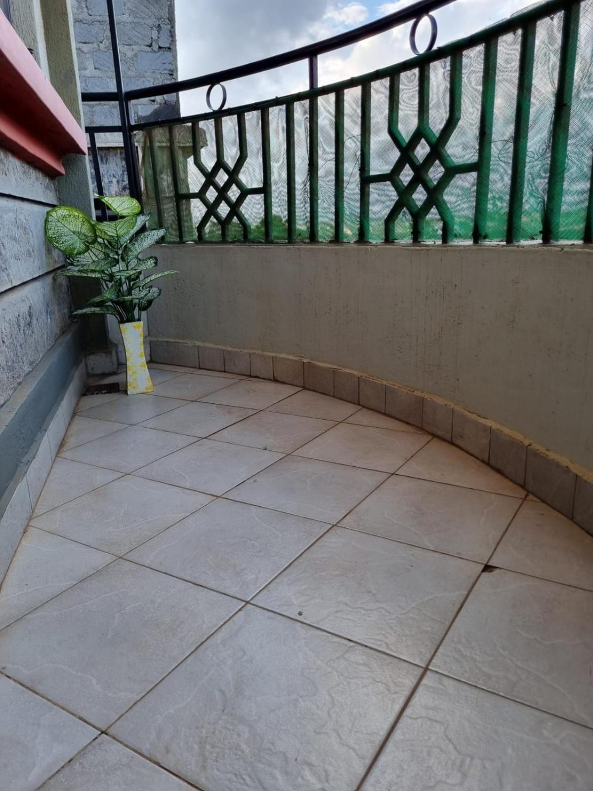 Lovely 1 bedroom with free speedy wifi view 4
