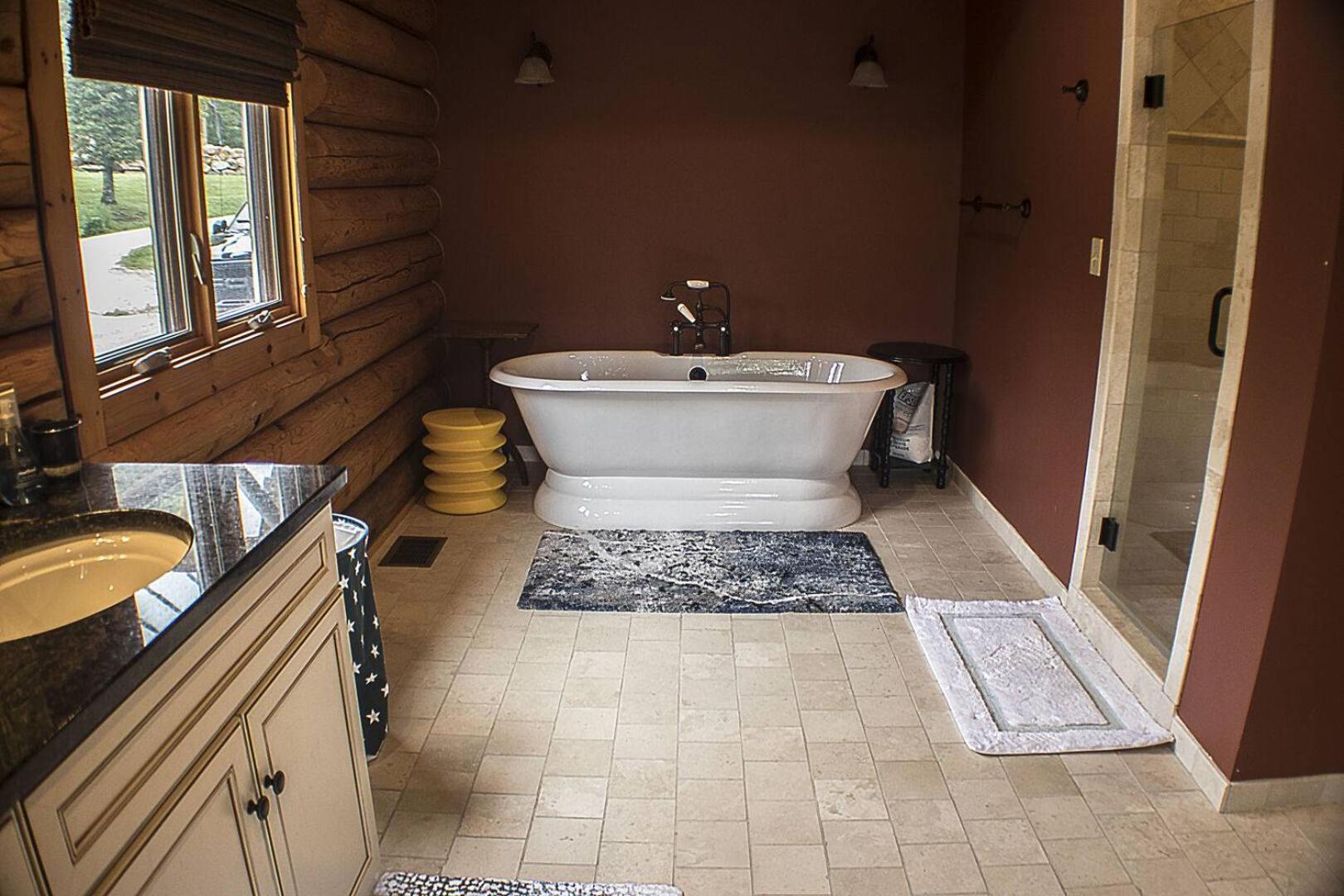 Photo 6