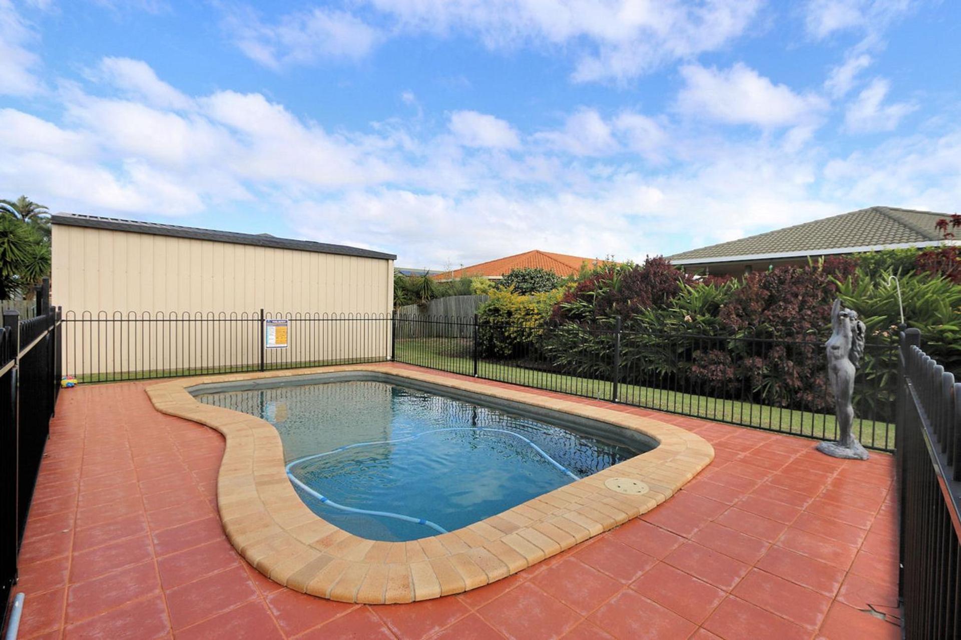 114 Woongarra Scenic Drive