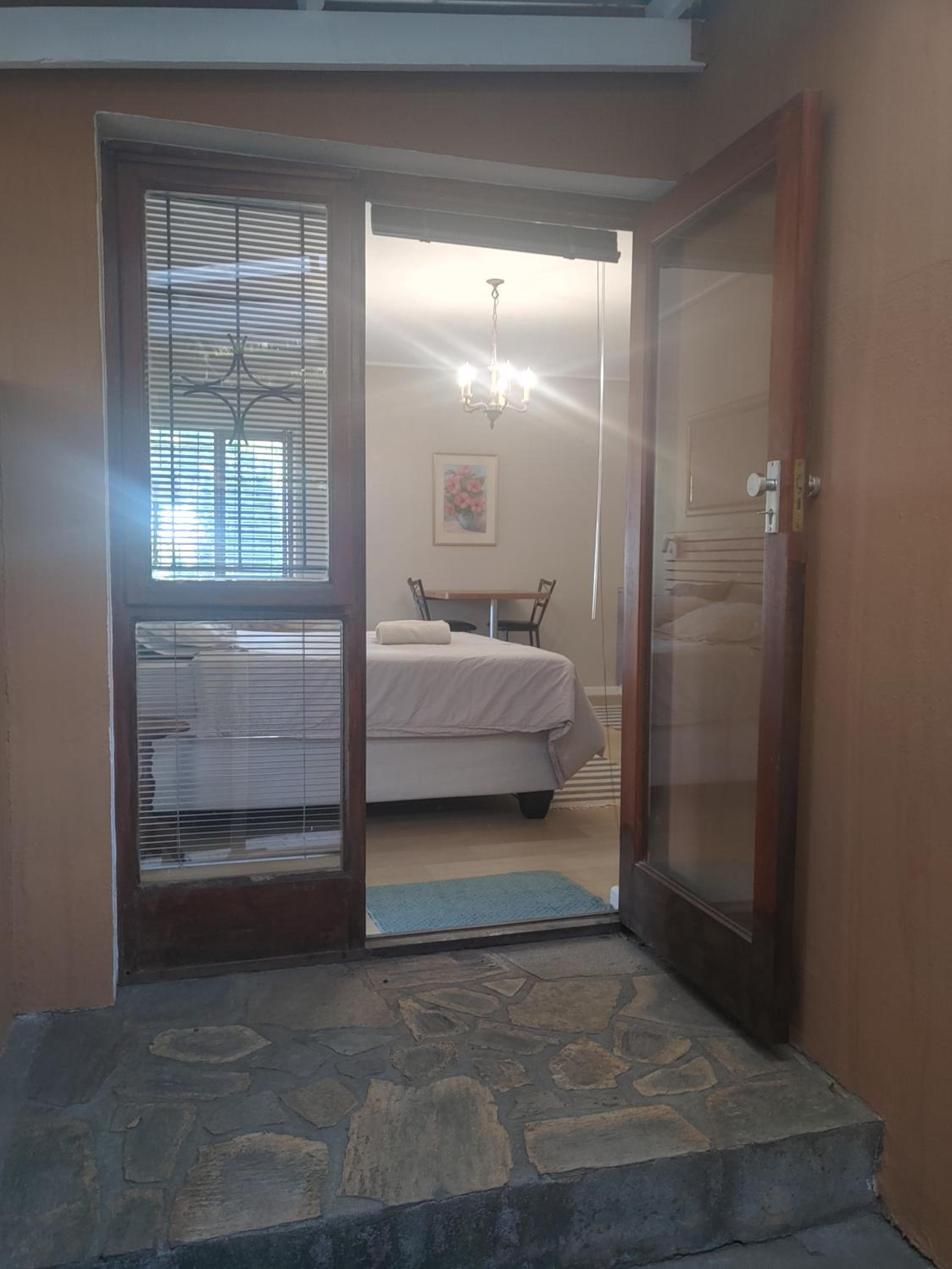 TERRA NOVA ACCOMMODATION - Unit Julia view 2