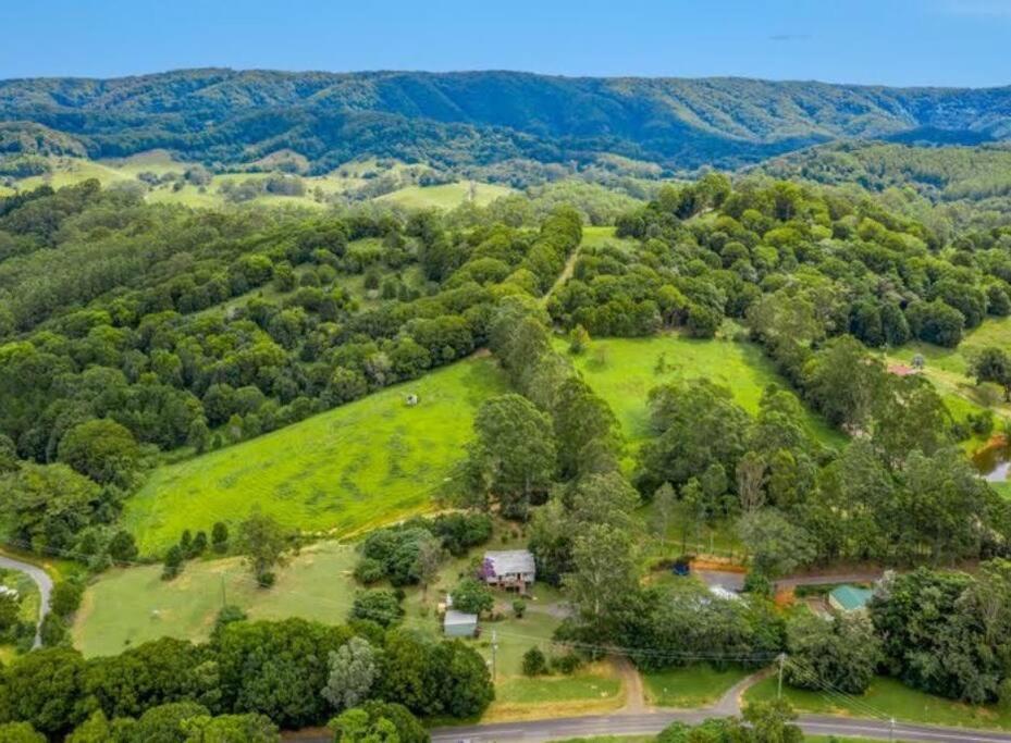 Green Hill Cottage, Heart of Noosa Hinterland