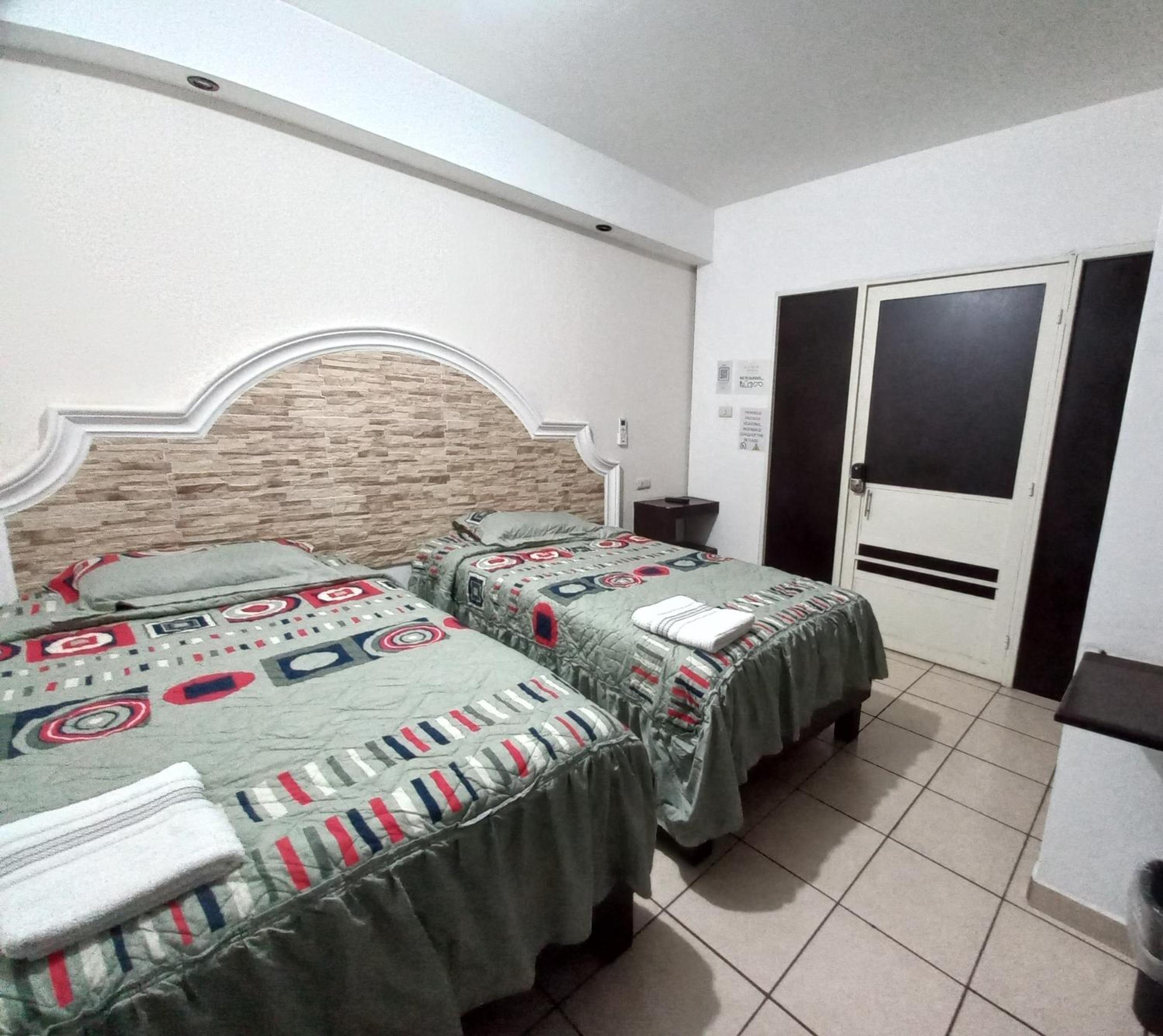 Photo 28