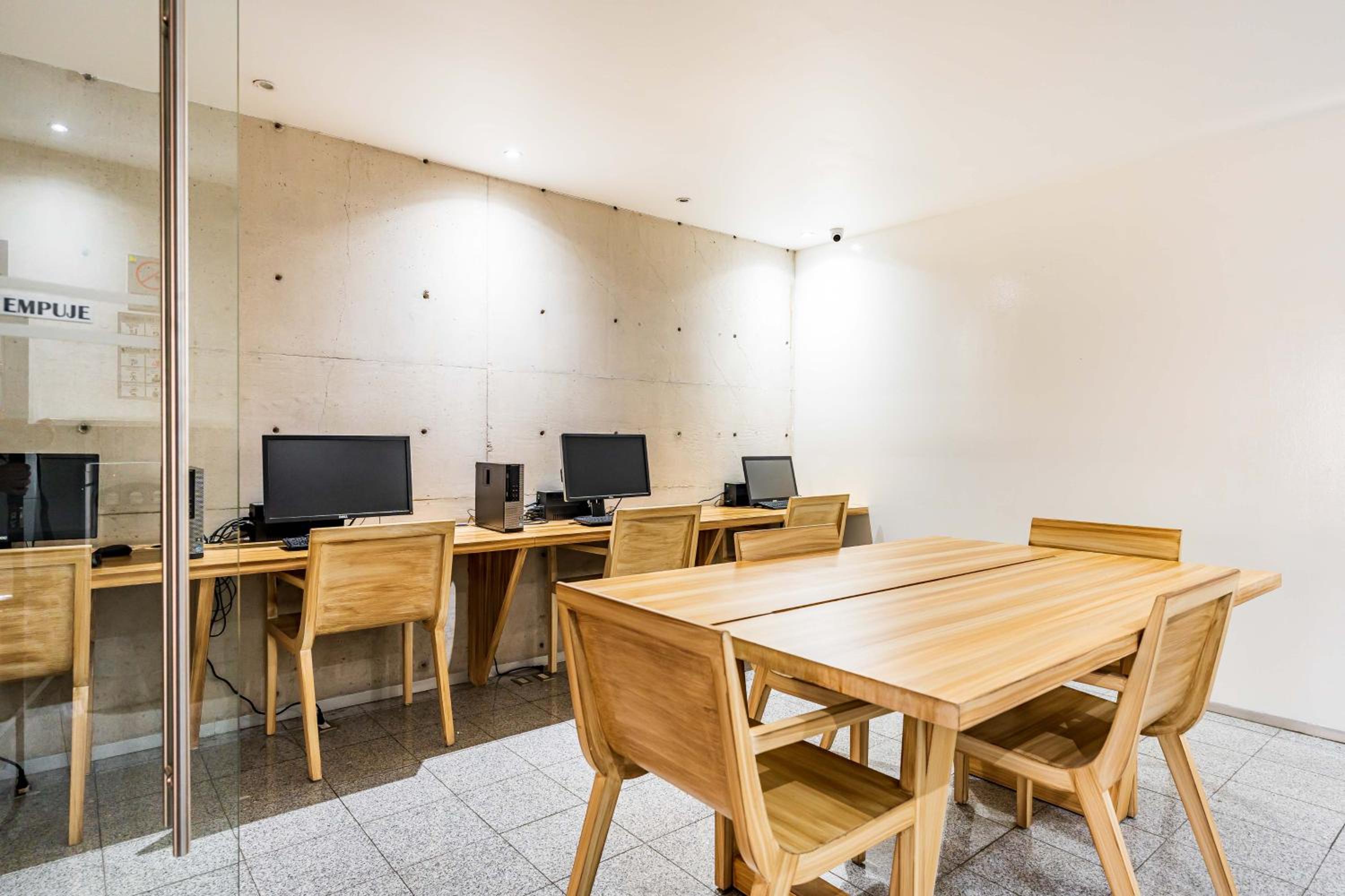 meeting & event spaces