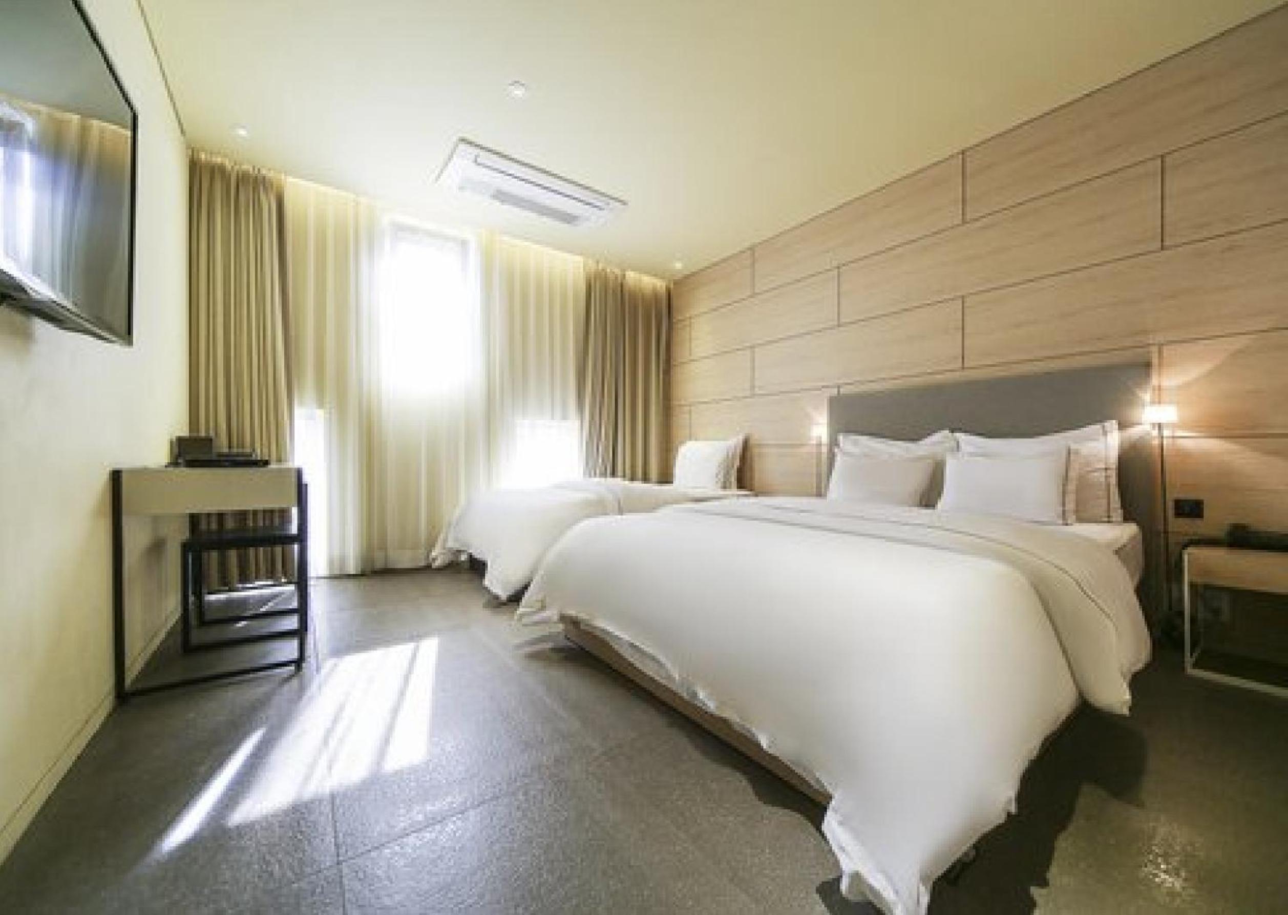 Hotel The Designers Jongno 40