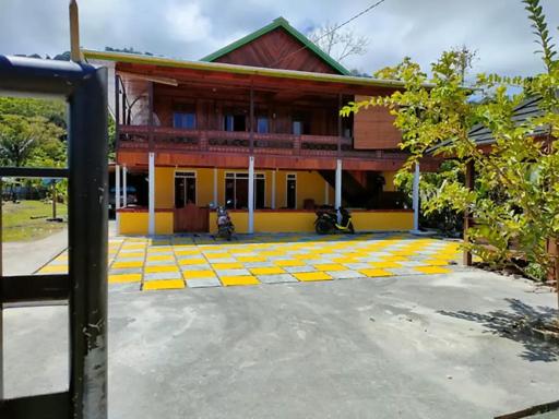 HOMESTAY BARUGA INDAH PAPUA