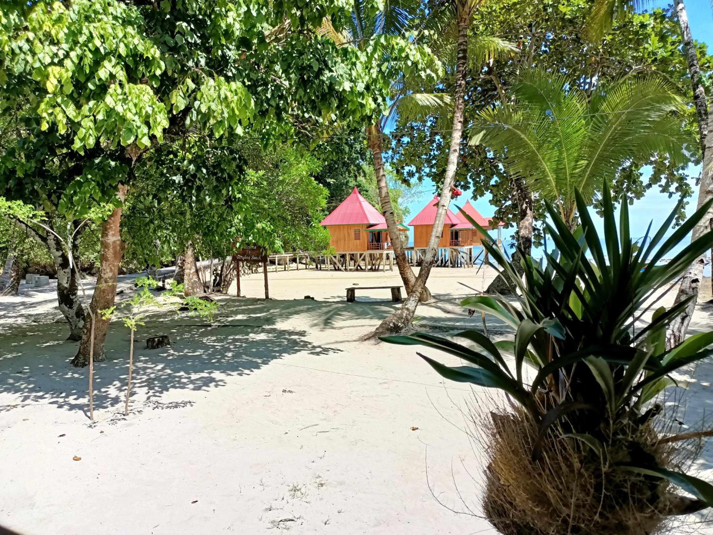 Sing Key Beach view 4