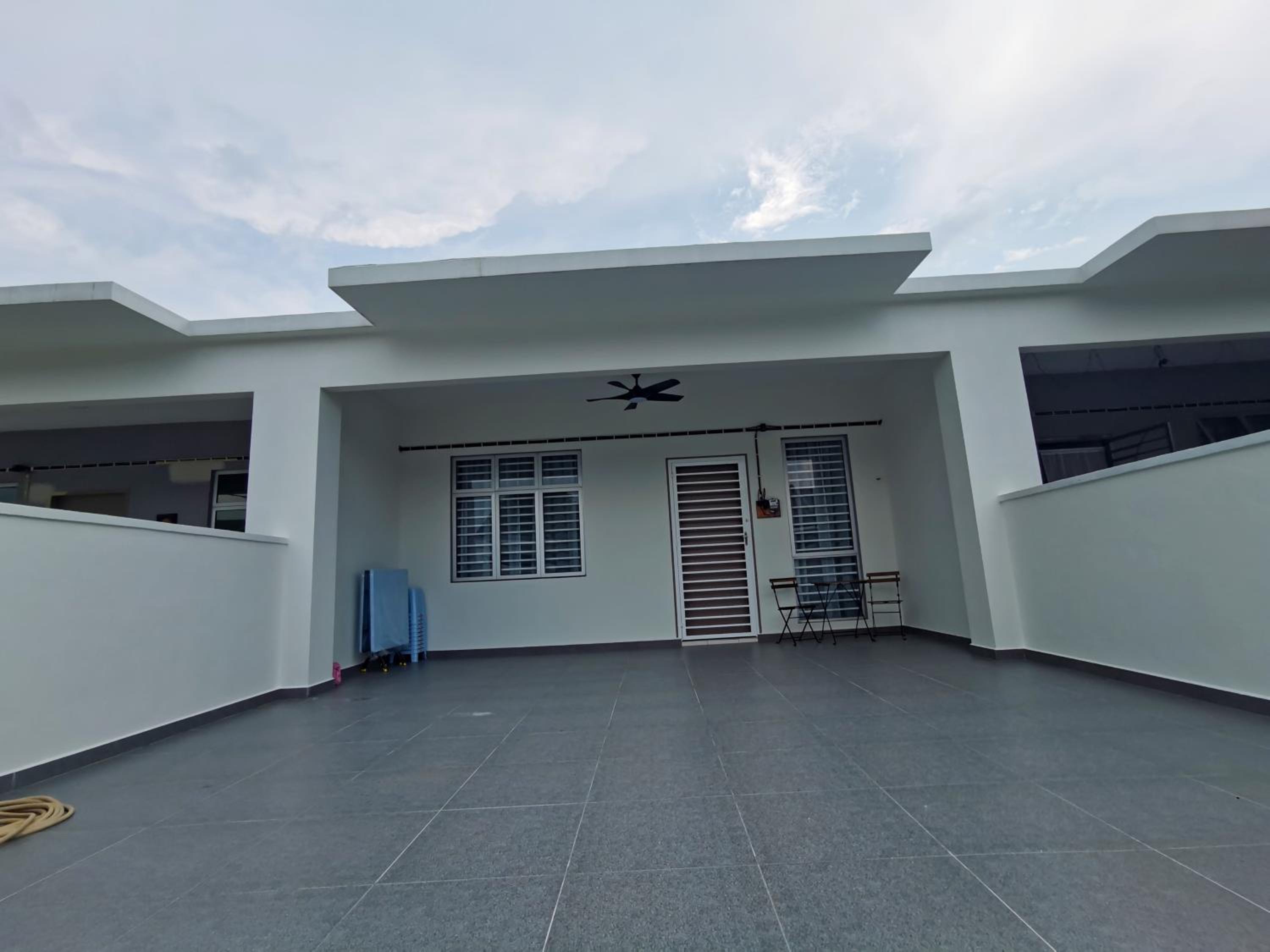 S H Homestay Bagan Lalang photo 8