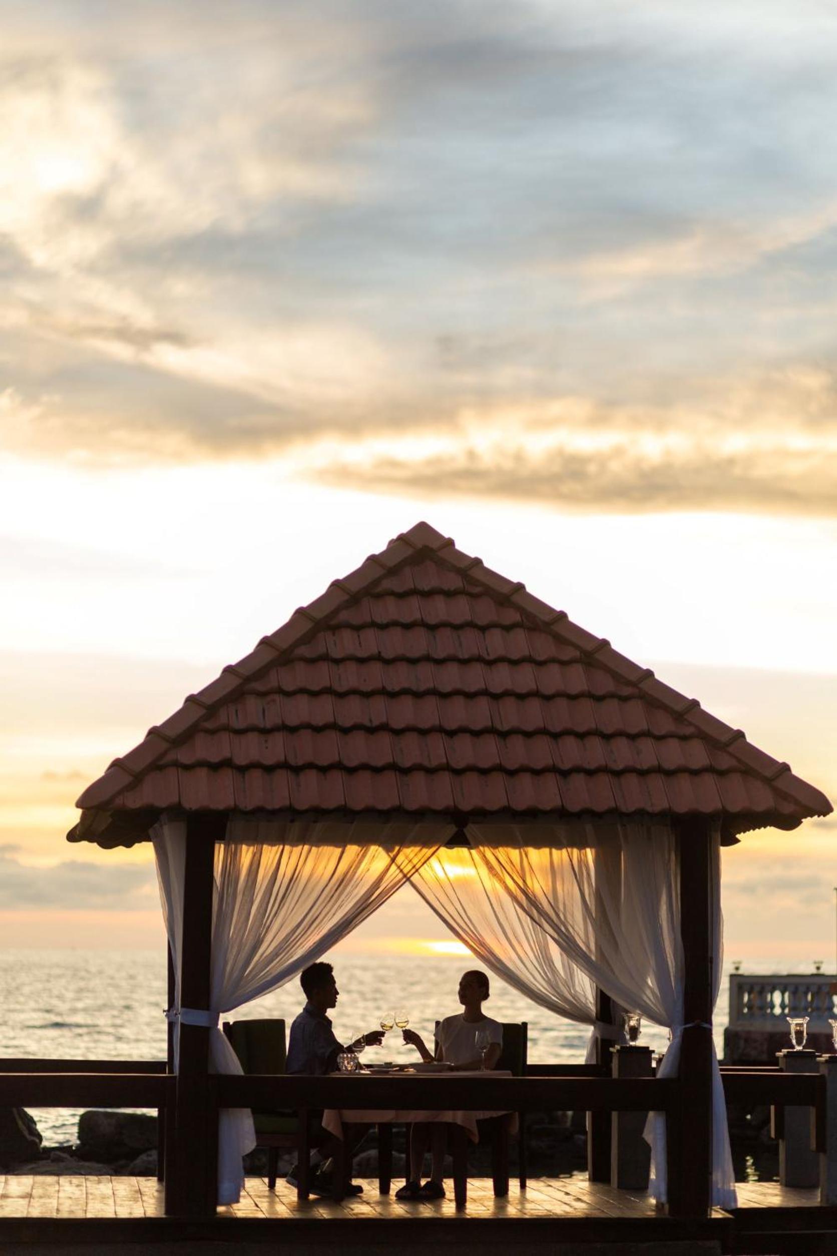 Sea Sense Resort