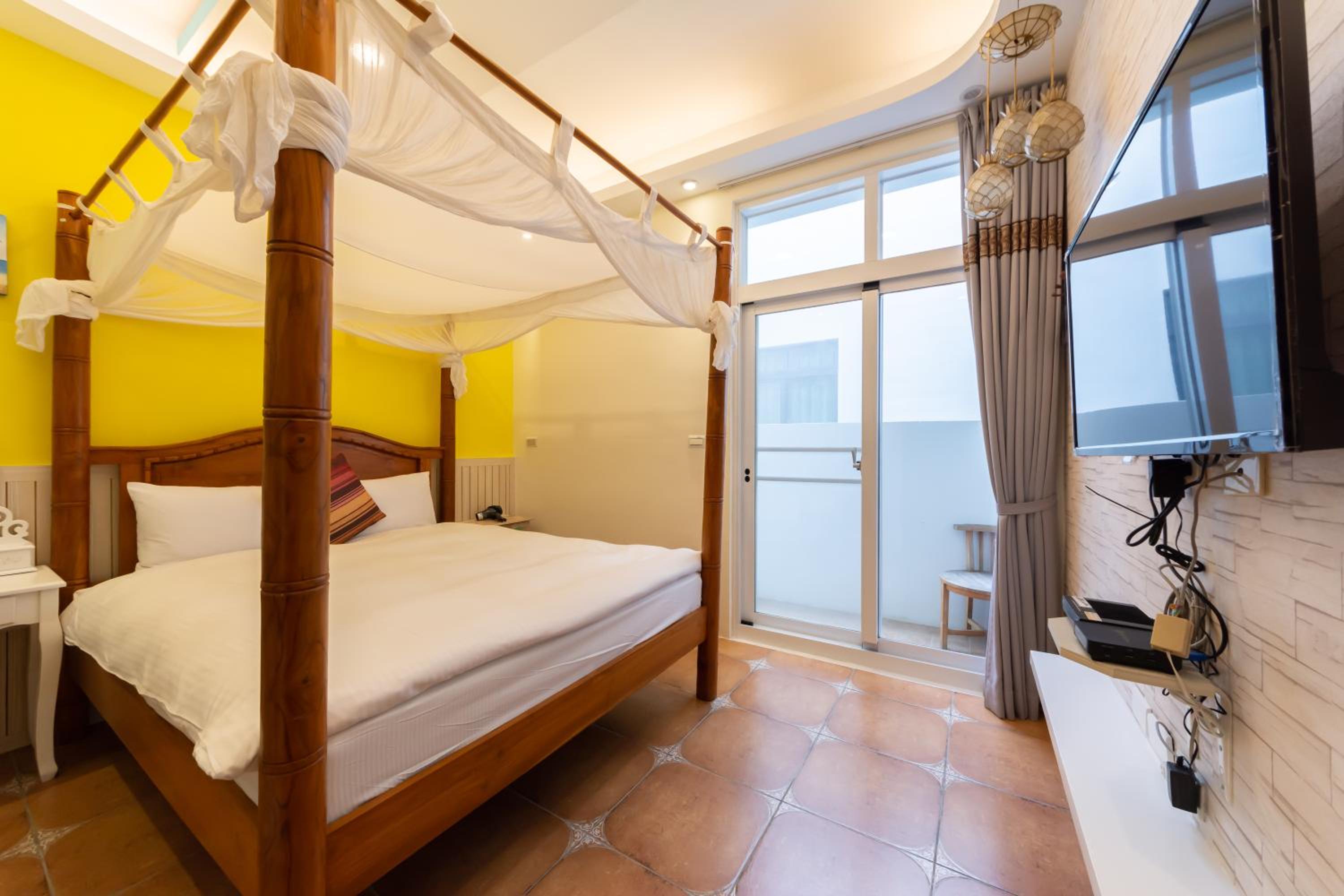 Rococo Homestay