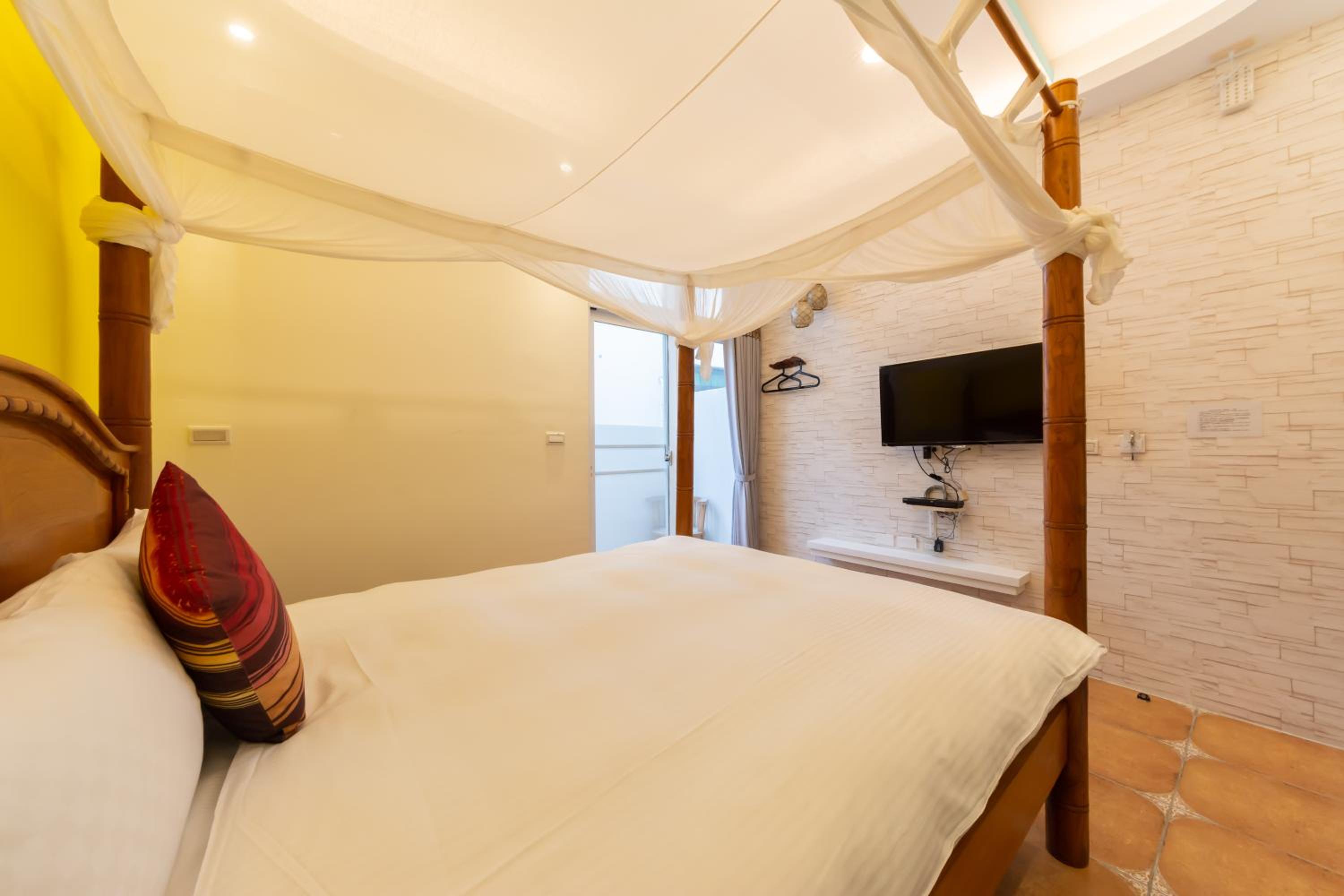 Rococo Homestay