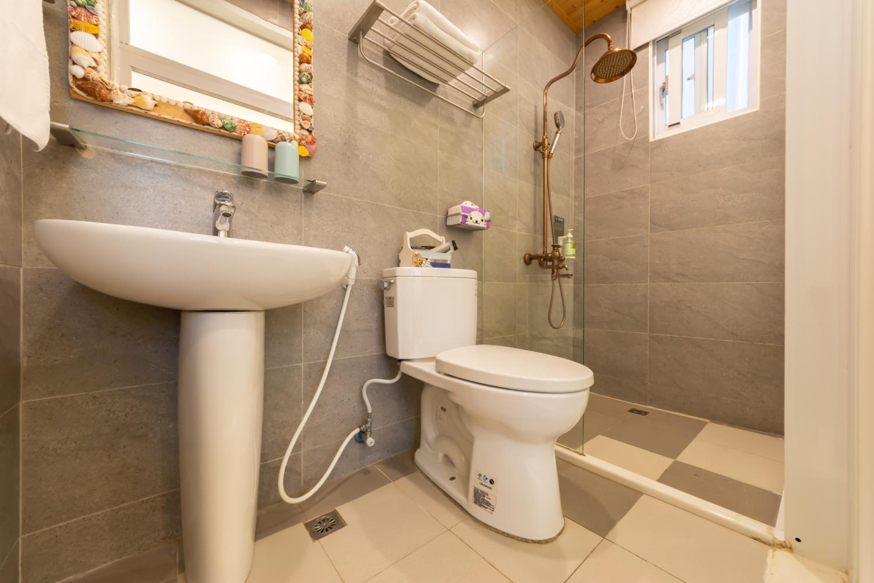 Rococo Homestay