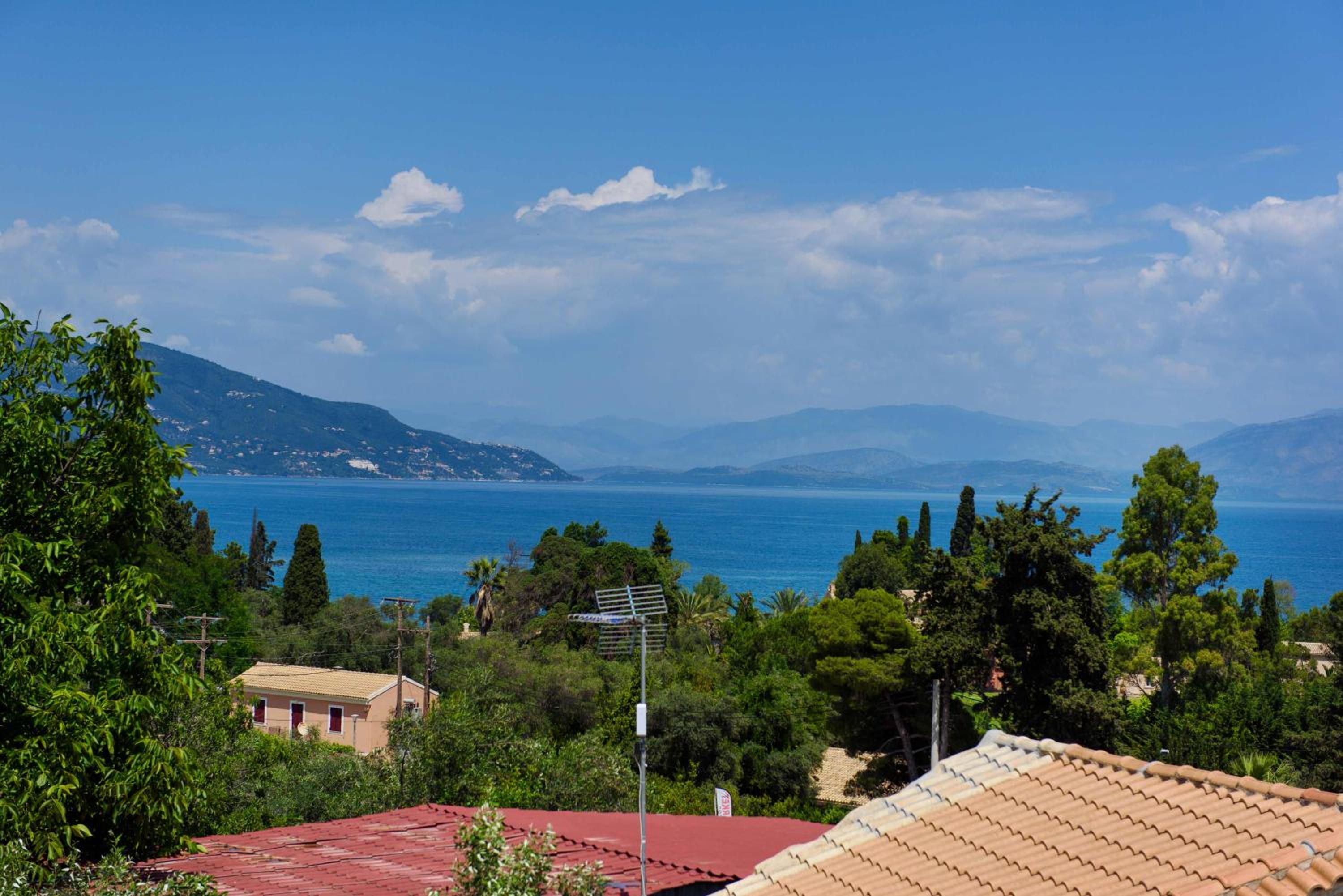 Deluxe Villa Rose with Private Pool photo 5