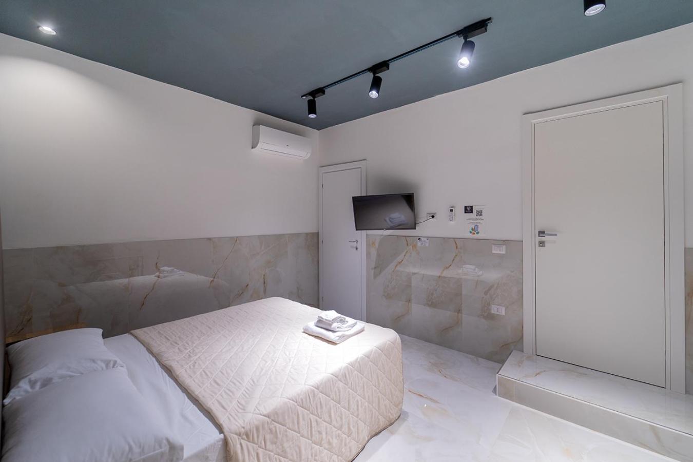 Medina H. Napoli Centro, by ClaPa Group