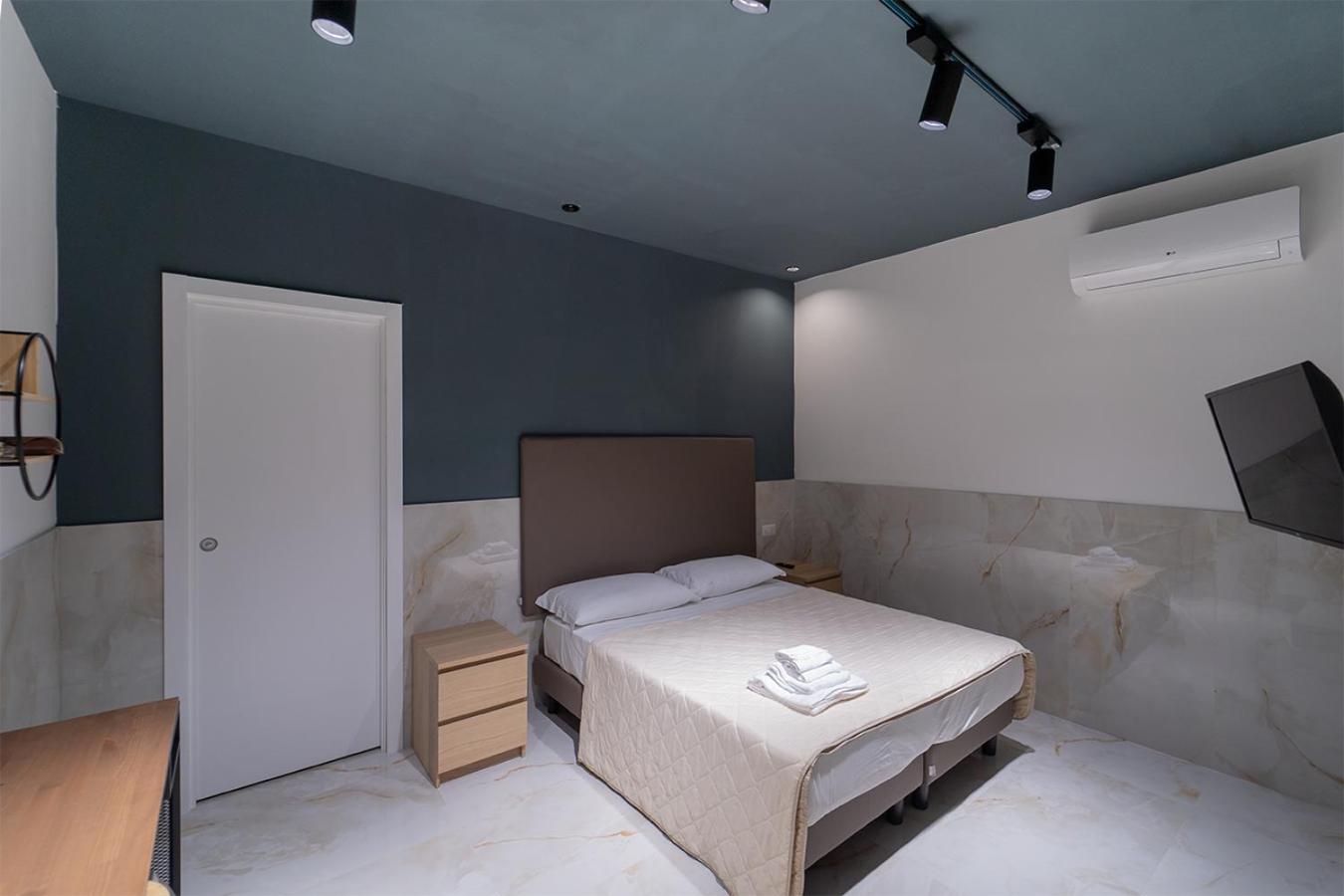 Medina H. Napoli Centro, by ClaPa Group