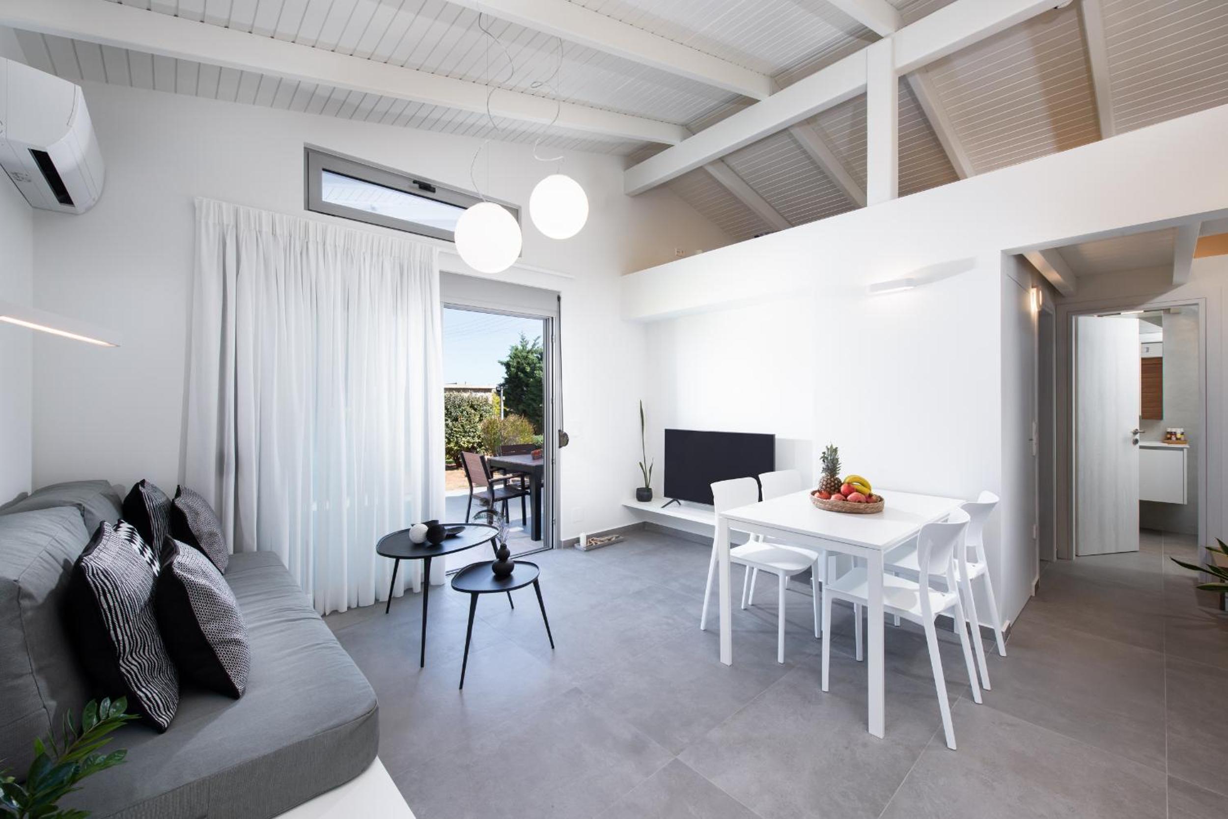 Theros Residence photo 2