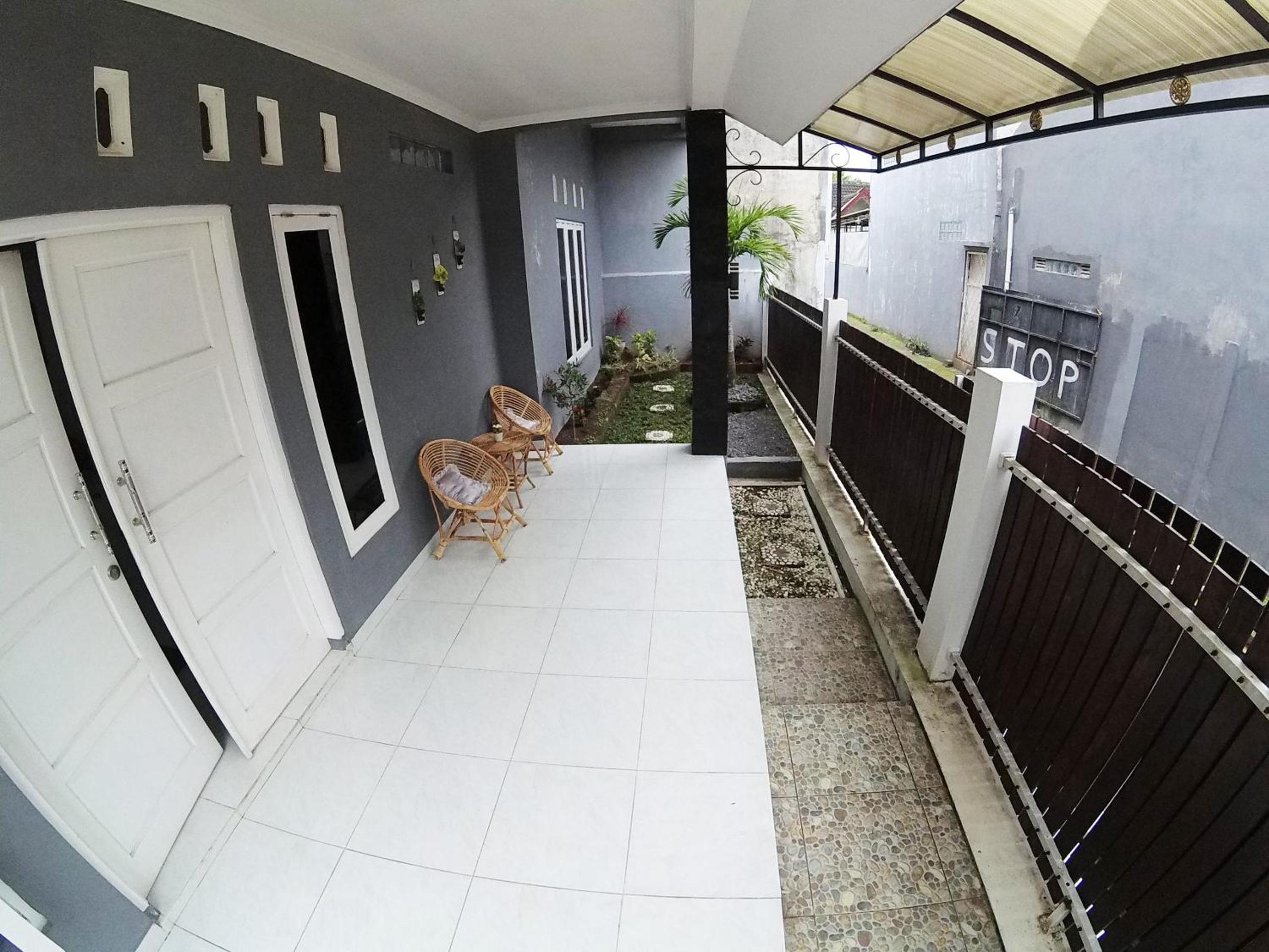 Omah Ringin Homestay Jogja