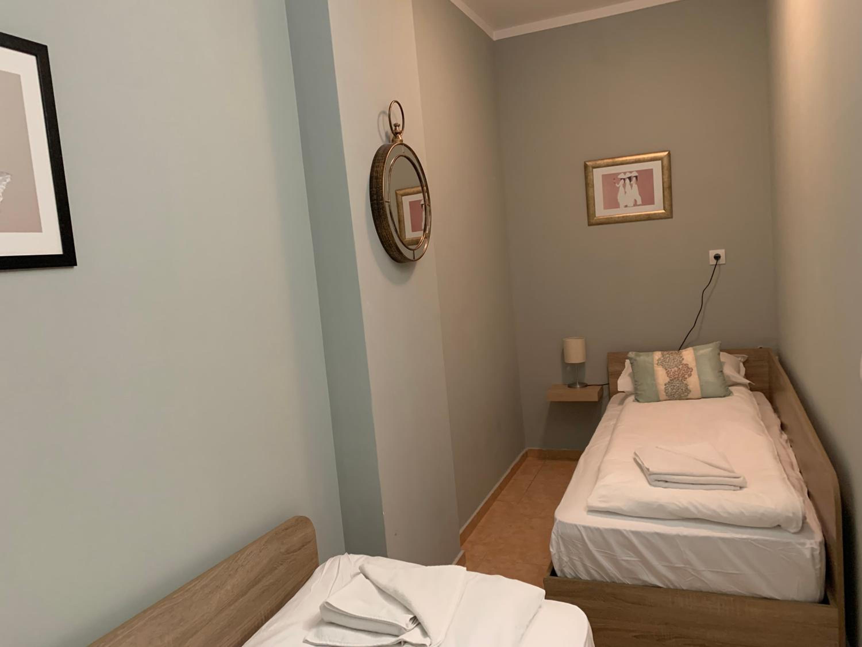 Rivendell Apartments Flora Complex view 4