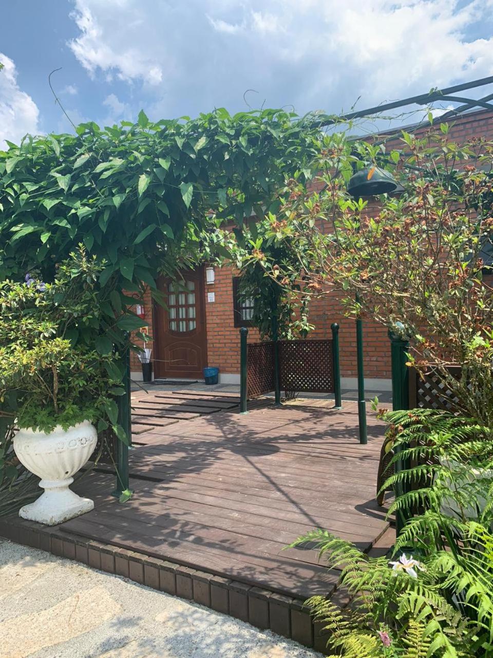 Casa Branca Pousada