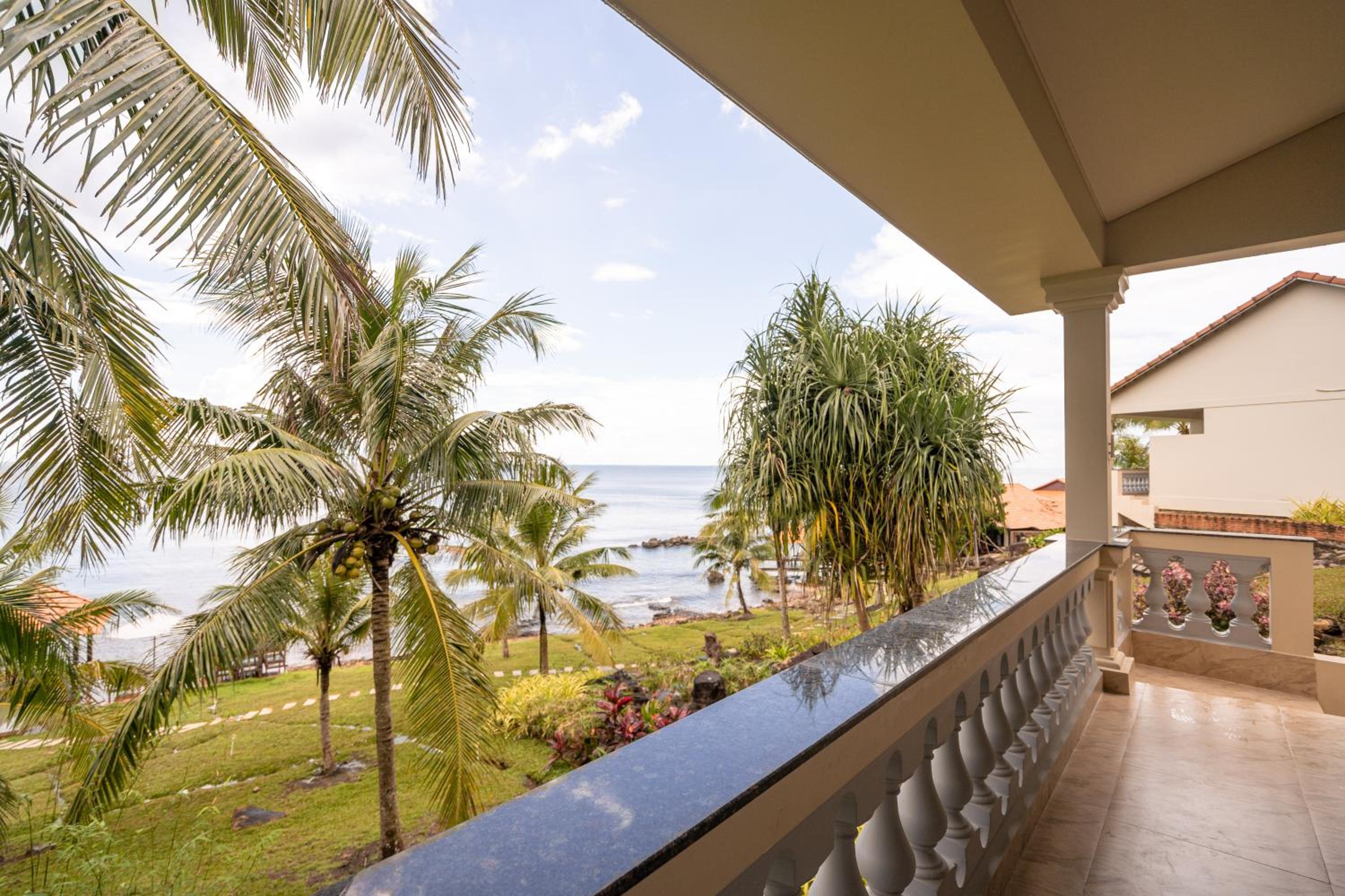 Sea Sense Resort
