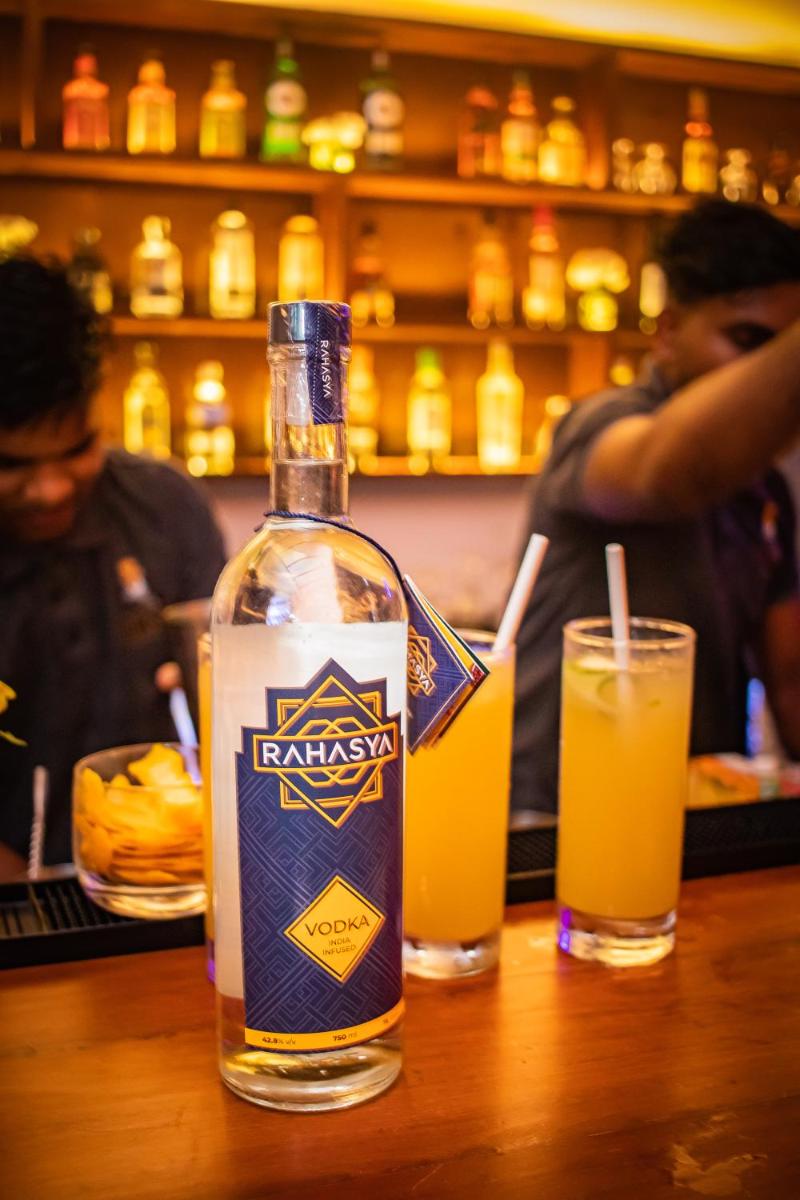 bar