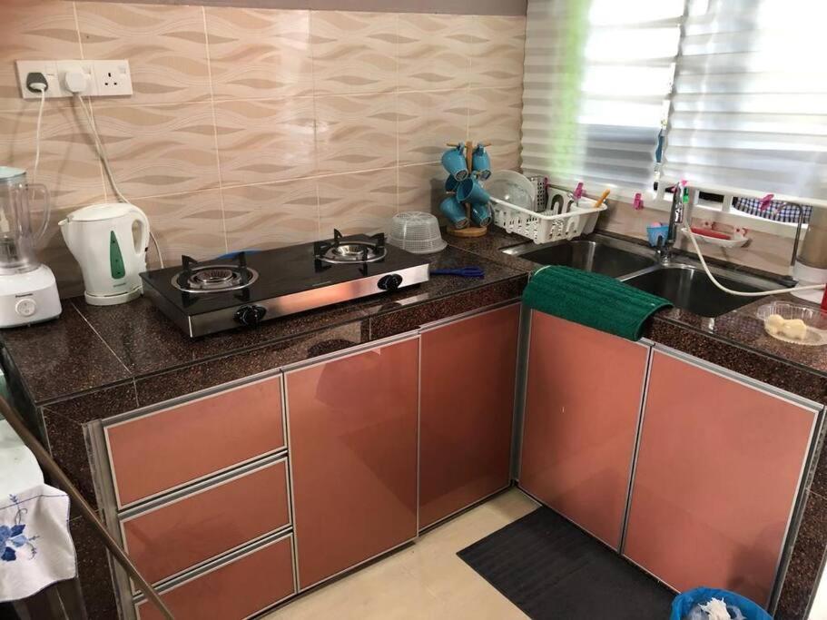 Whole house - 2 bedrooms for family with kids and Free Wifi photo 3