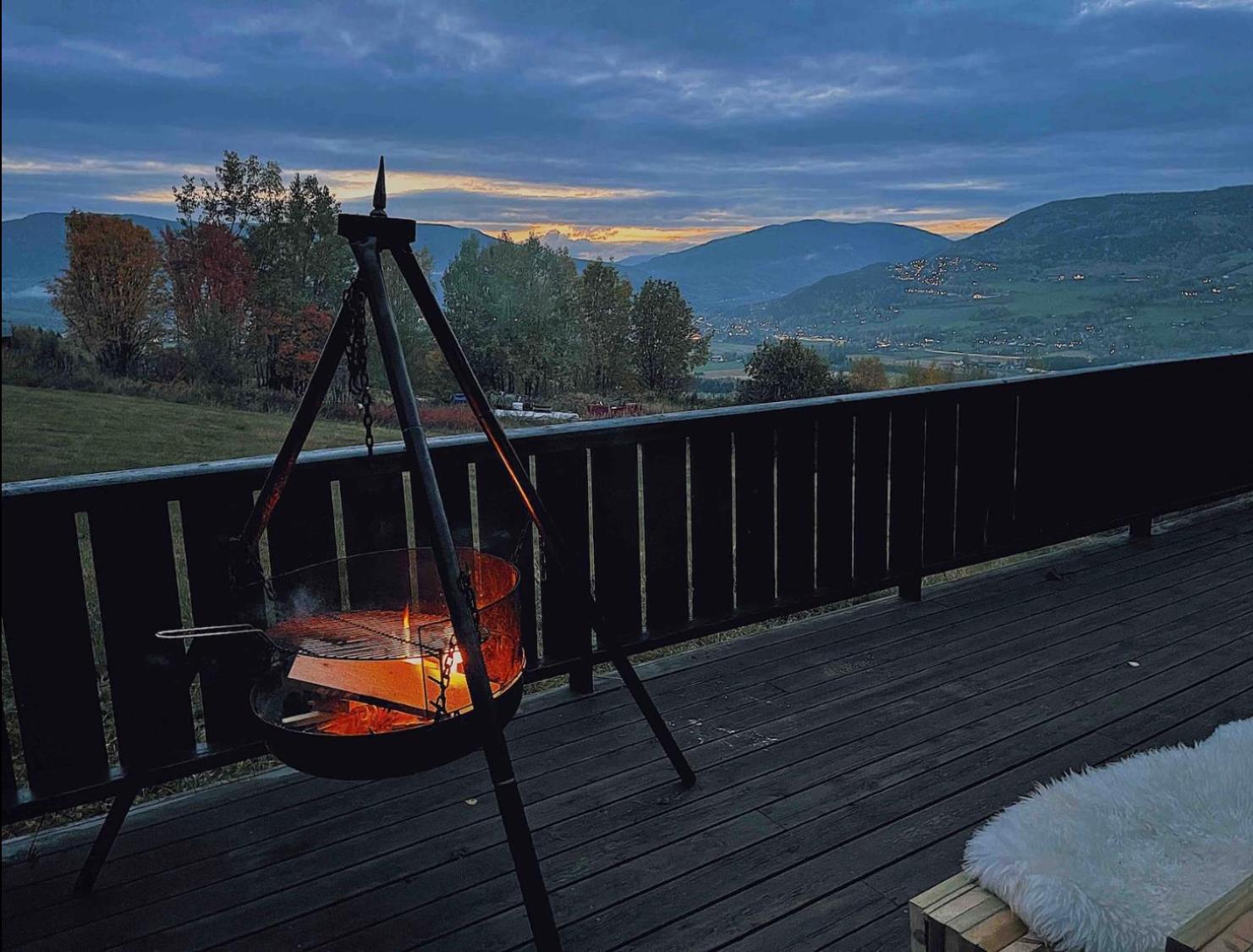 Traditional timber farm with Sauna & Wi-Fi view 2