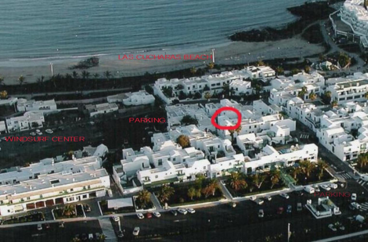 Cozy Waterman beach house photo 5