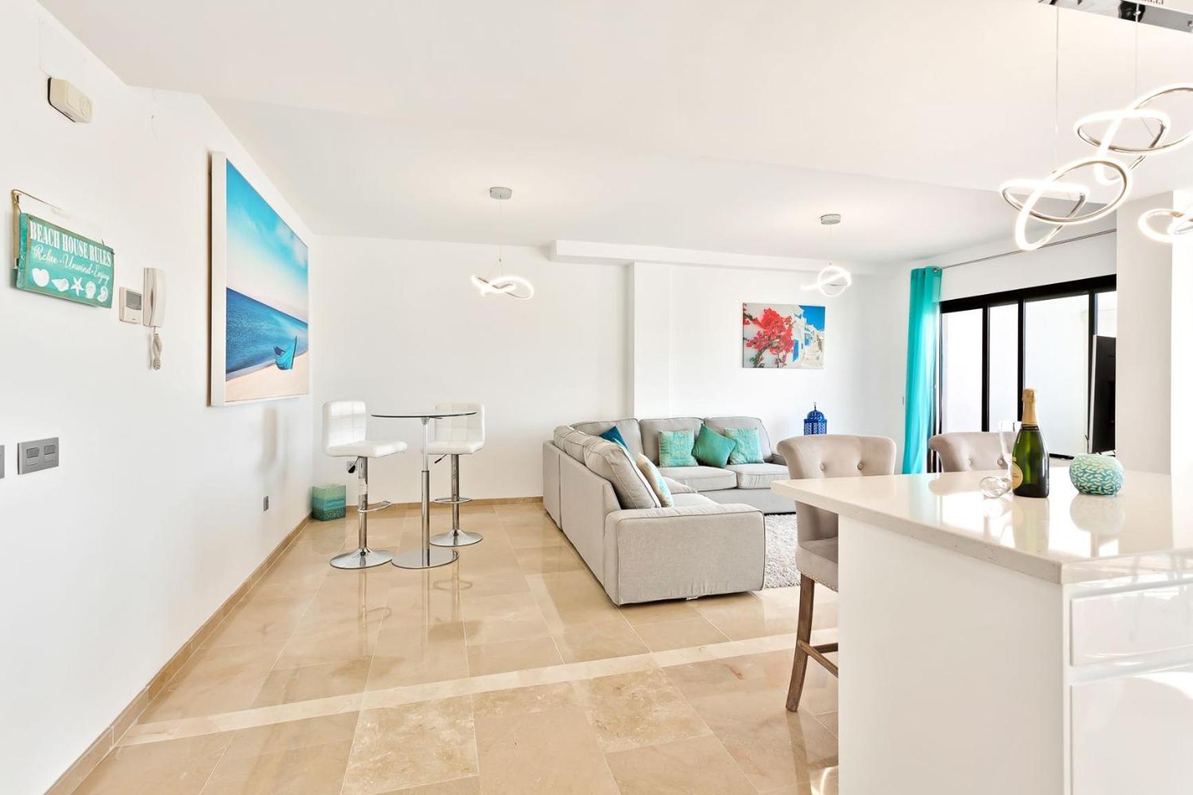CasaBella Marina Duquesa
