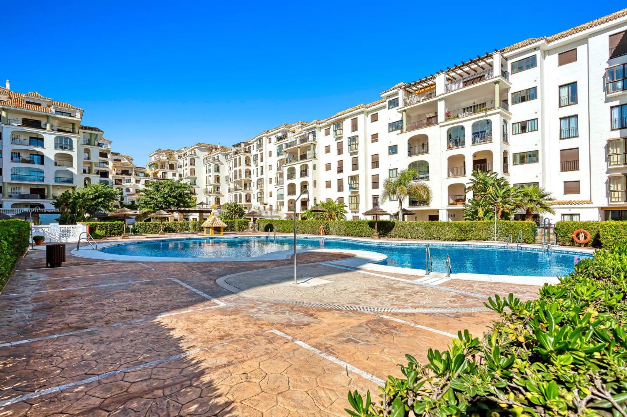 CasaBella Marina Duquesa