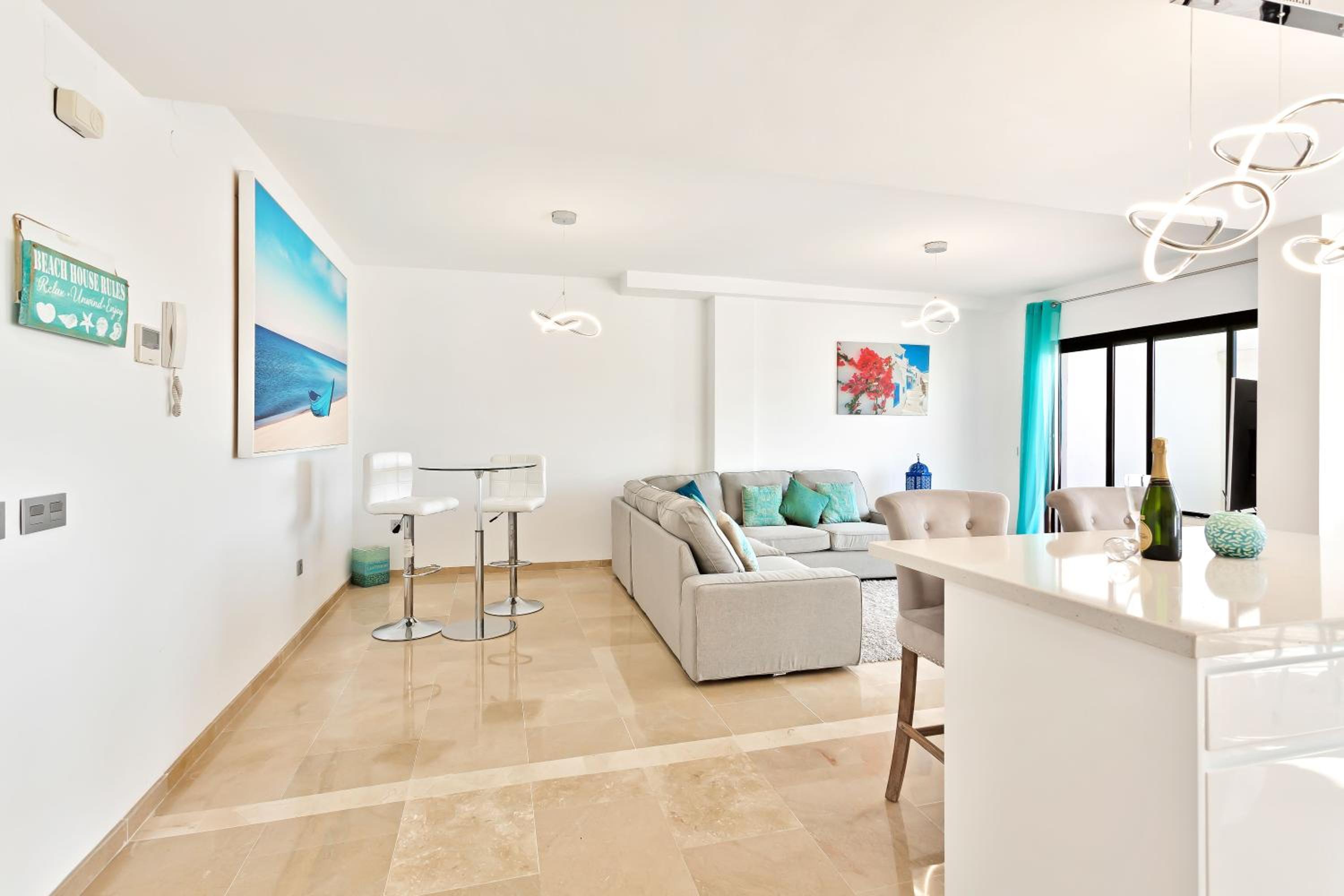 CasaBella Marina Duquesa