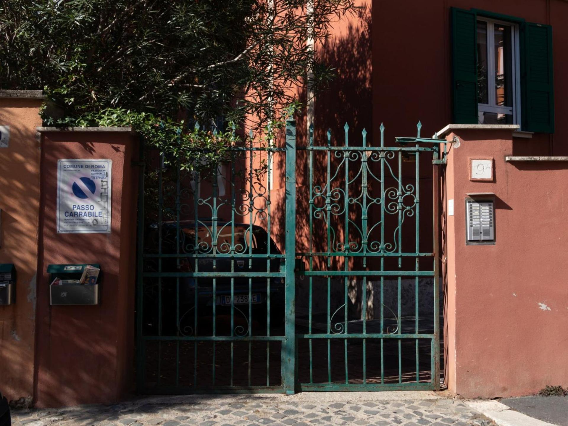The Best Rent - Modern one-bedroom apartment in Trastevere