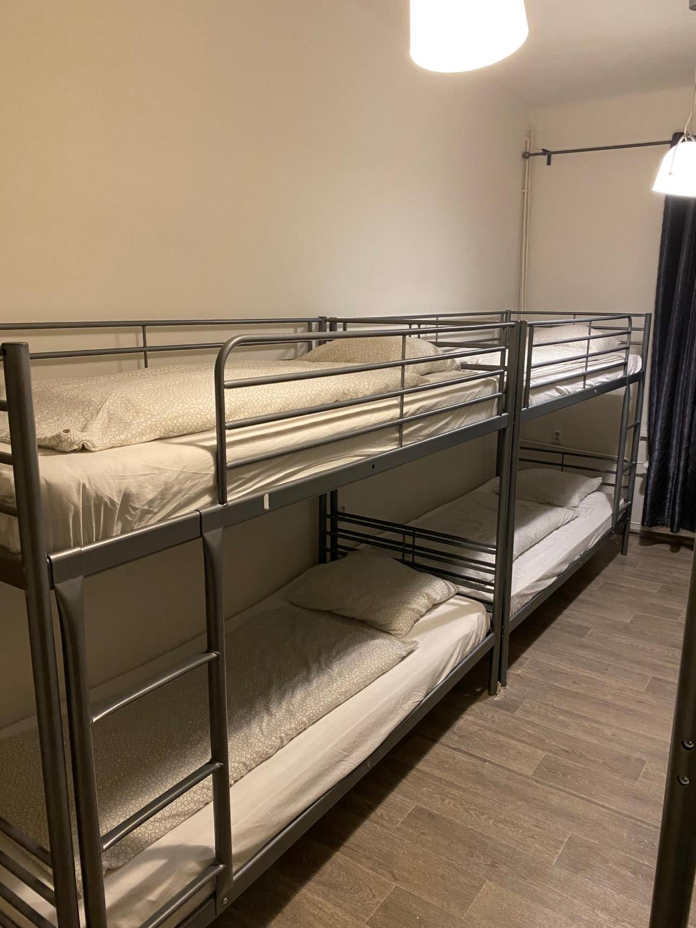 Easy Housing