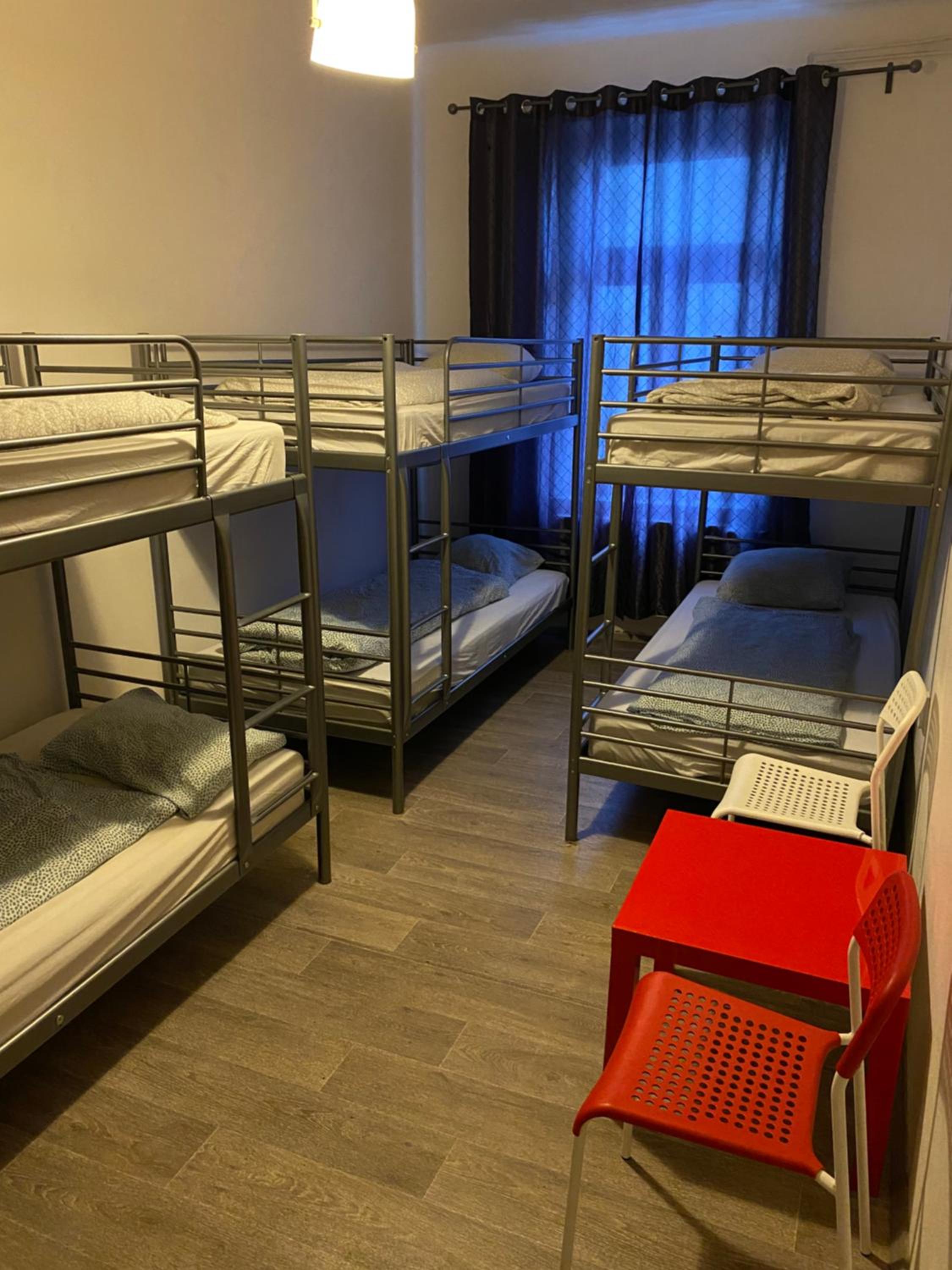 Easy Housing