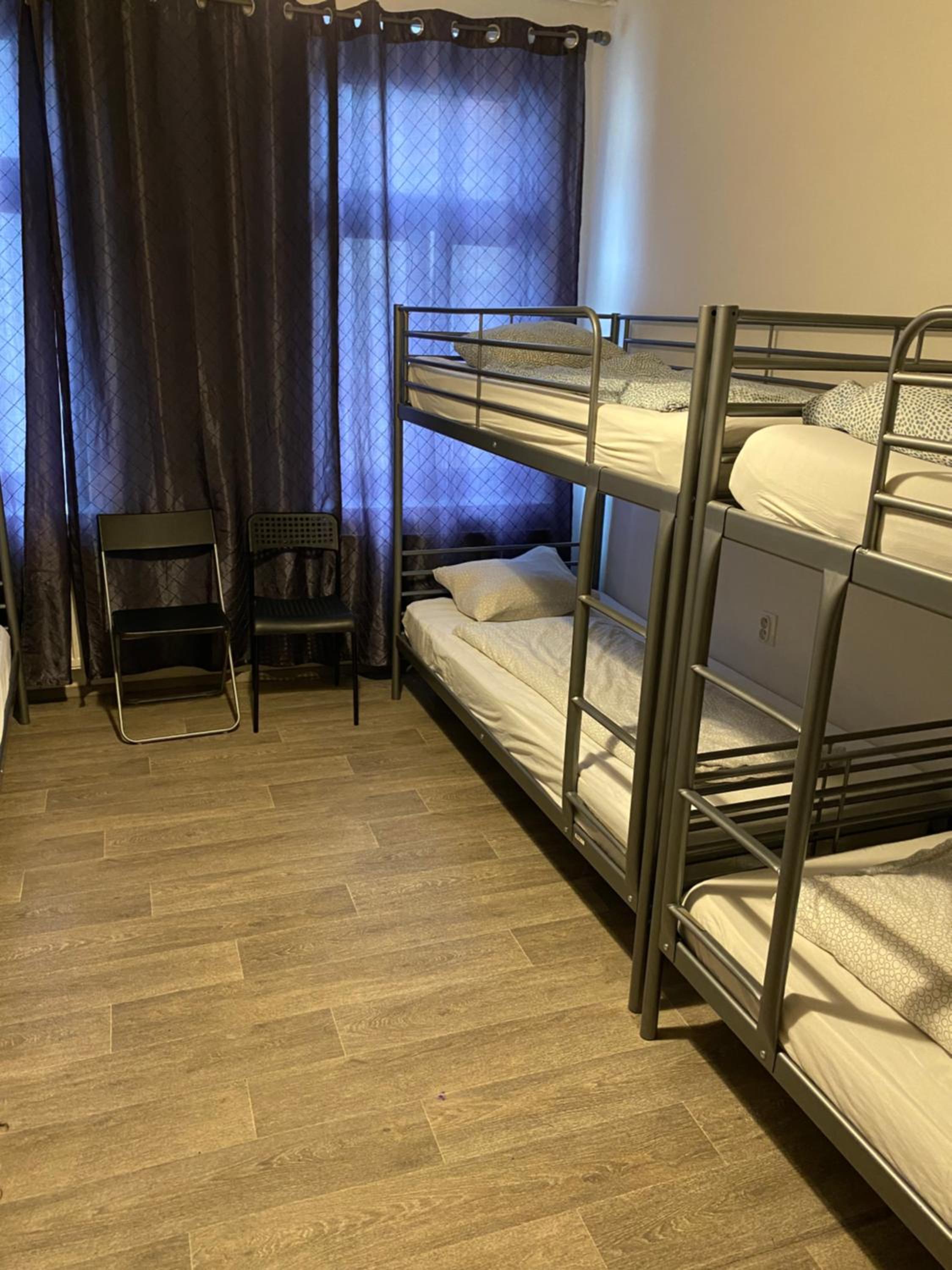 Easy Housing