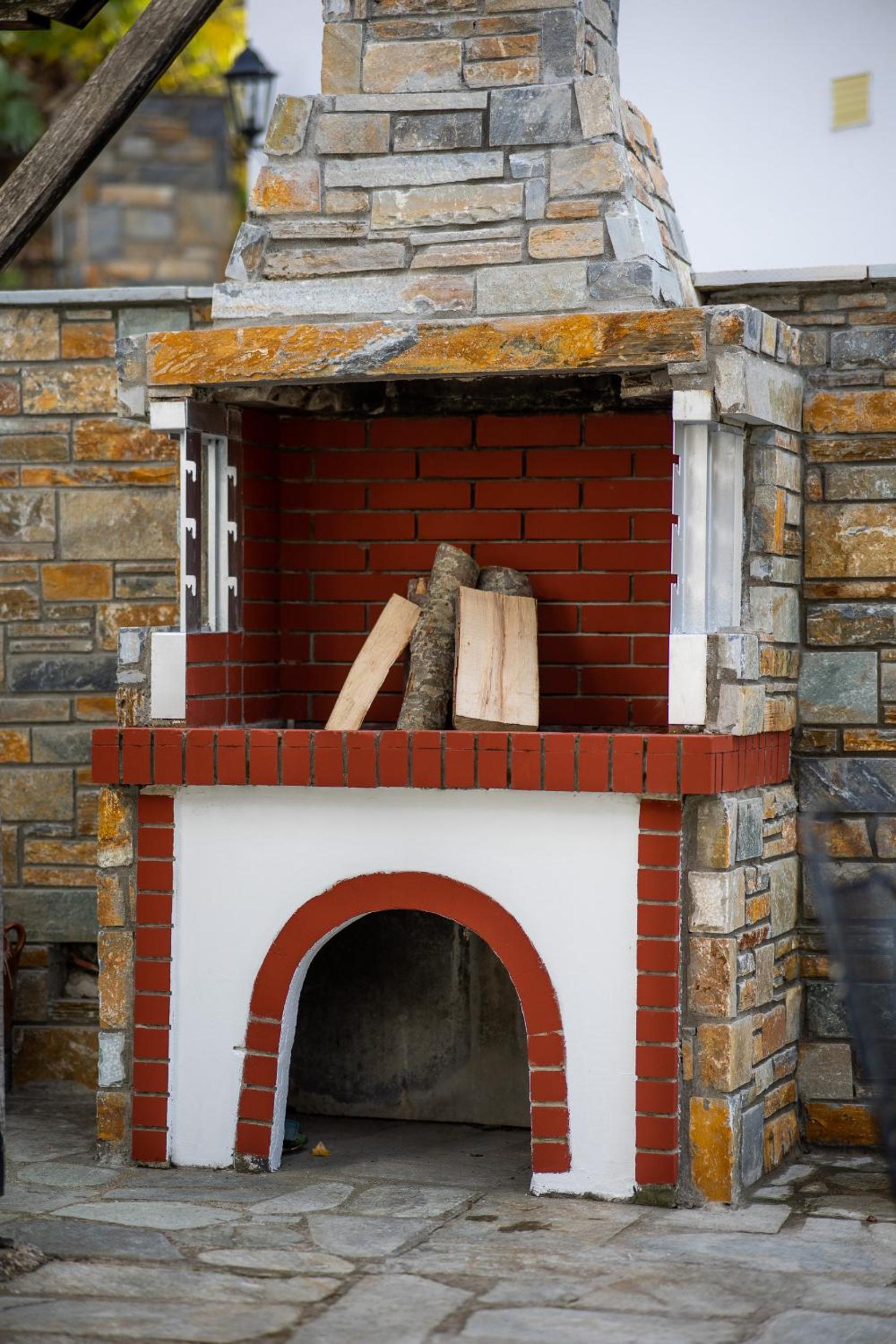 Chrysanthe [ Portaria ] Traditional Pelion House view 4