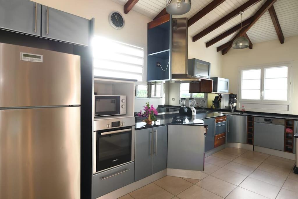 972D3 - Villa Tamarin 240m2 vue panoramique
